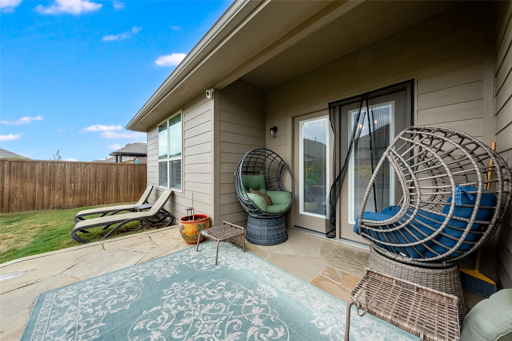 Single Family Residence For Sale in Denton County , 2800 Lakeside Drive, Aubrey, Texas 76227, 4 Bedroom, 2 Bathroom, 2 Garage spaces, 1,953 Sqft, built in 2019, mls#21390702, Real Estate Agent in Aubrey, Homes For Sale in Denton county, Homes For Sale in Aubrey, Realtor in Aubrey Texas, Real Estate Brokerage Independent Realty Texas, Luminita Cordes Realtor