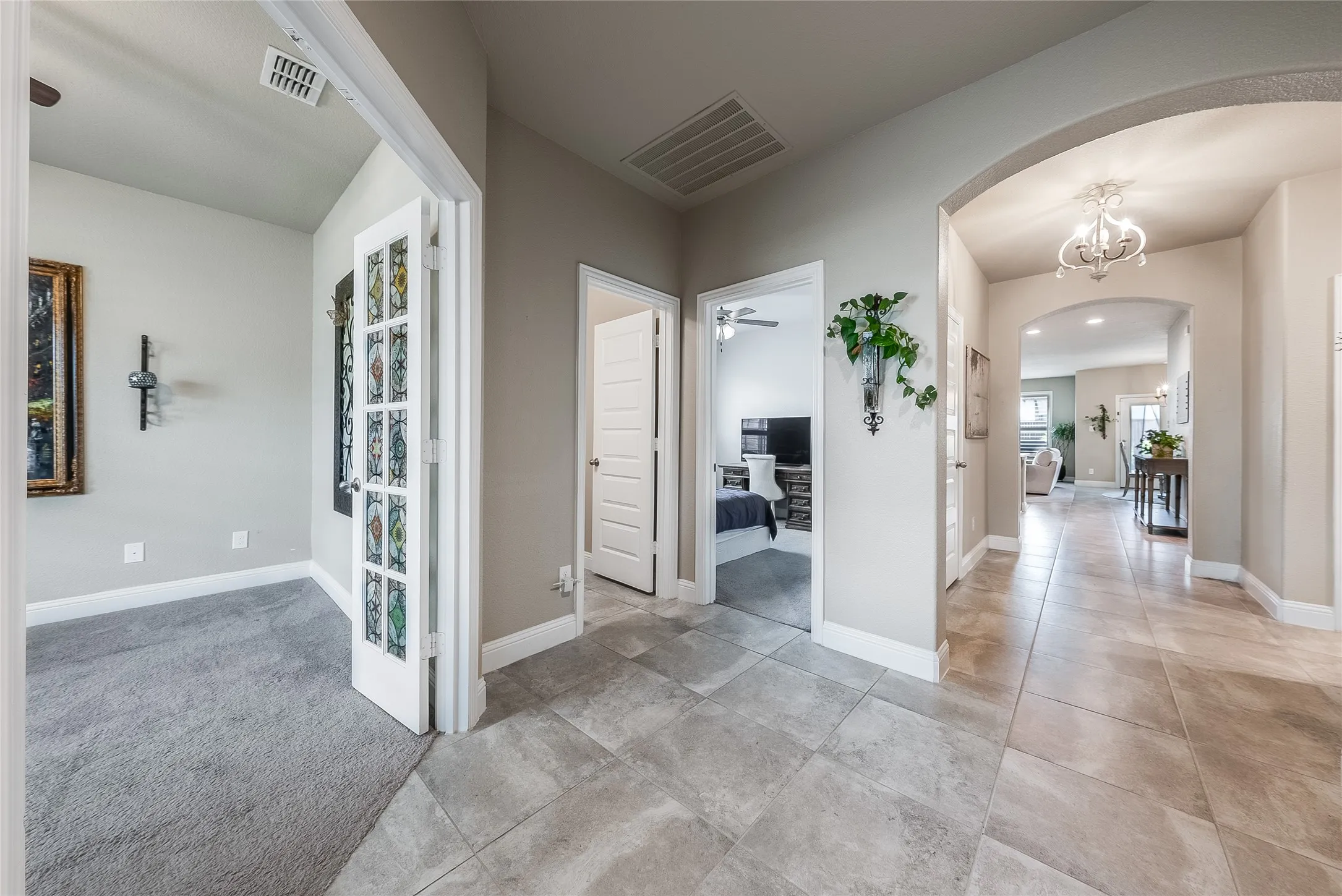 Single Family Residence For Sale in Denton County , 2800 Lakeside Drive, Aubrey, Texas 76227, 4 Bedroom, 2 Bathroom, 2 Garage spaces, 1,953 Sqft, built in 2019, mls#21390702, Real Estate Agent in Aubrey, Homes For Sale in Denton county, Homes For Sale in Aubrey, Realtor in Aubrey Texas, Real Estate Brokerage Independent Realty Texas, Luminita Cordes Realtor