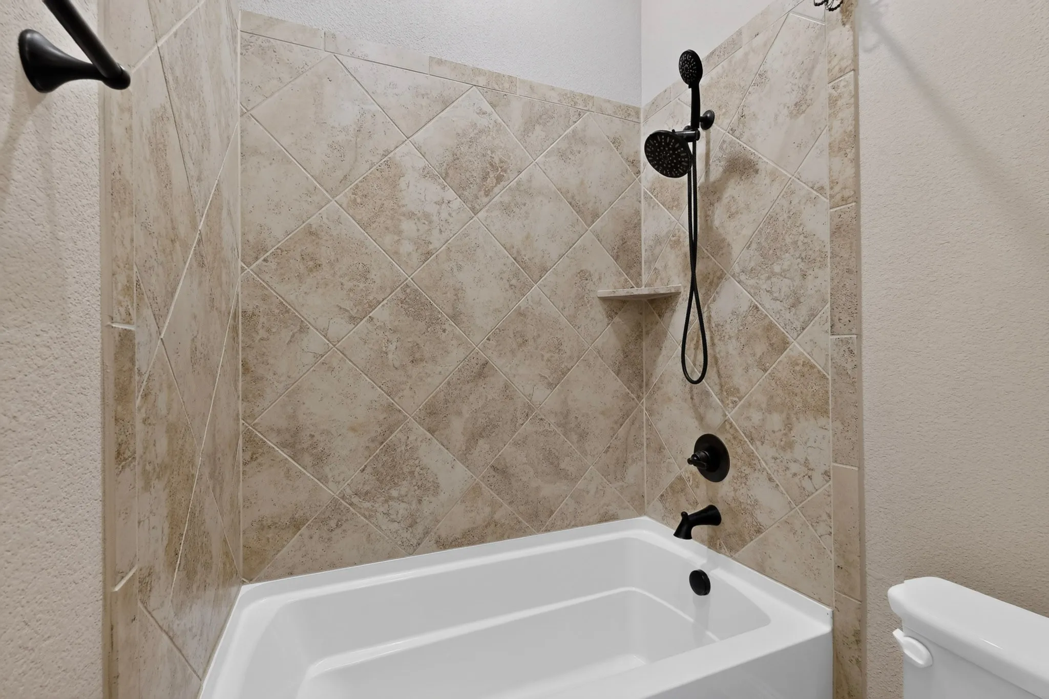 Single Family Residence For Sale in Tarrant County , 1660 Irene Drive, Crowley, Texas 76036, 3 Bedroom, 2 Bathroom, 2 Garage spaces, 2,315 Sqft, built in 2019, mls#21390063, Real Estate Agent in Crowley, Homes For Sale in Tarrant county, Homes For Sale in Crowley, Realtor in Crowley Texas, Real Estate Brokerage Independent Realty Texas, Luminita Cordes Realtor