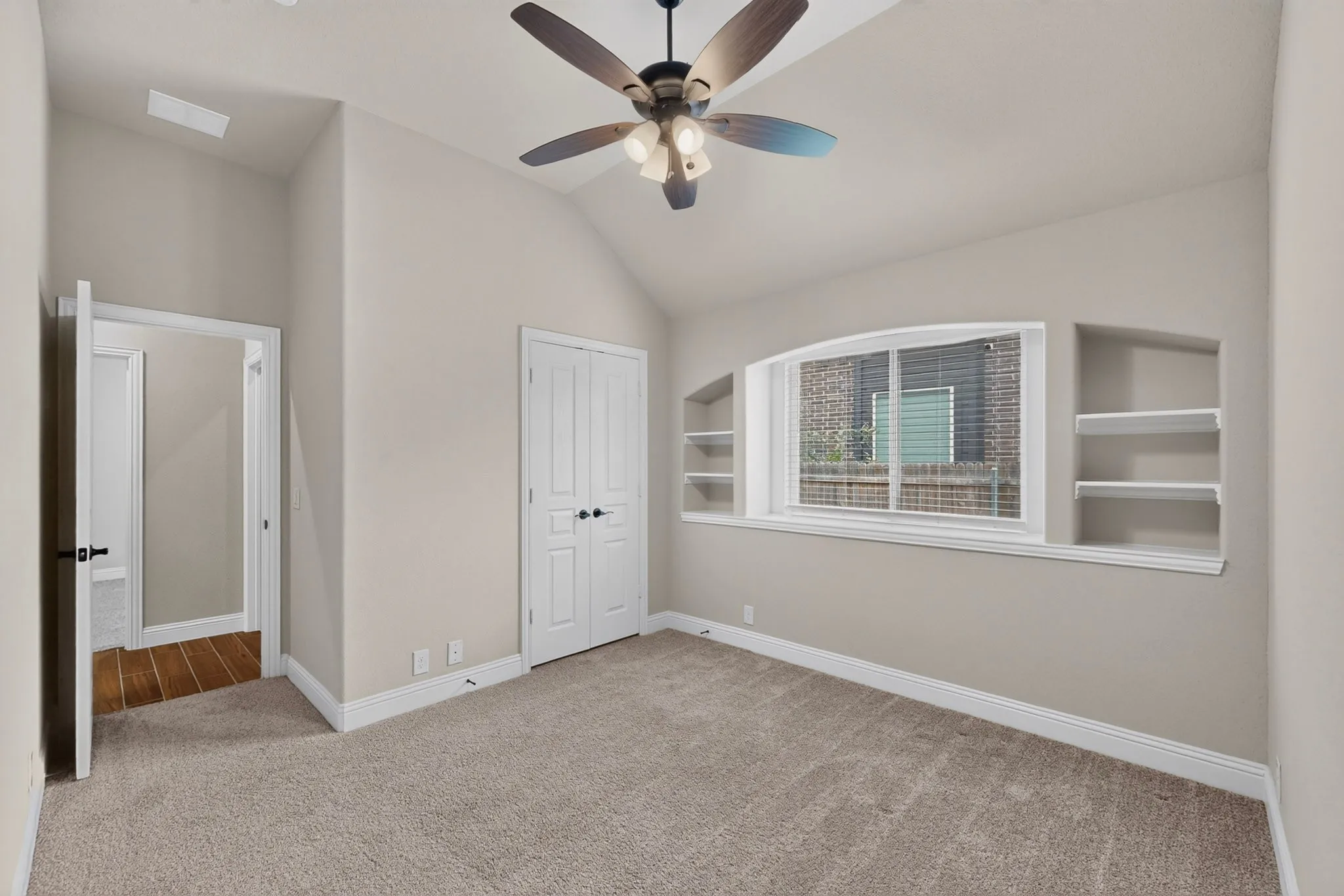 Single Family Residence For Sale in Tarrant County , 1660 Irene Drive, Crowley, Texas 76036, 3 Bedroom, 2 Bathroom, 2 Garage spaces, 2,315 Sqft, built in 2019, mls#21390063, Real Estate Agent in Crowley, Homes For Sale in Tarrant county, Homes For Sale in Crowley, Realtor in Crowley Texas, Real Estate Brokerage Independent Realty Texas, Luminita Cordes Realtor