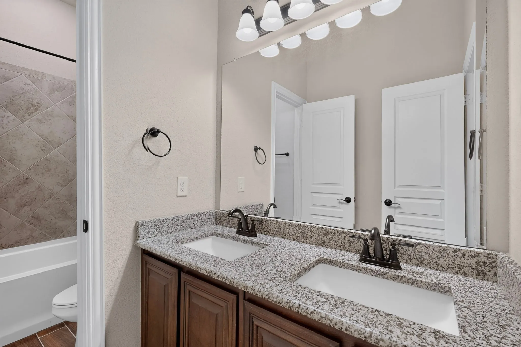 Single Family Residence For Sale in Tarrant County , 1660 Irene Drive, Crowley, Texas 76036, 3 Bedroom, 2 Bathroom, 2 Garage spaces, 2,315 Sqft, built in 2019, mls#21390063, Real Estate Agent in Crowley, Homes For Sale in Tarrant county, Homes For Sale in Crowley, Realtor in Crowley Texas, Real Estate Brokerage Independent Realty Texas, Luminita Cordes Realtor