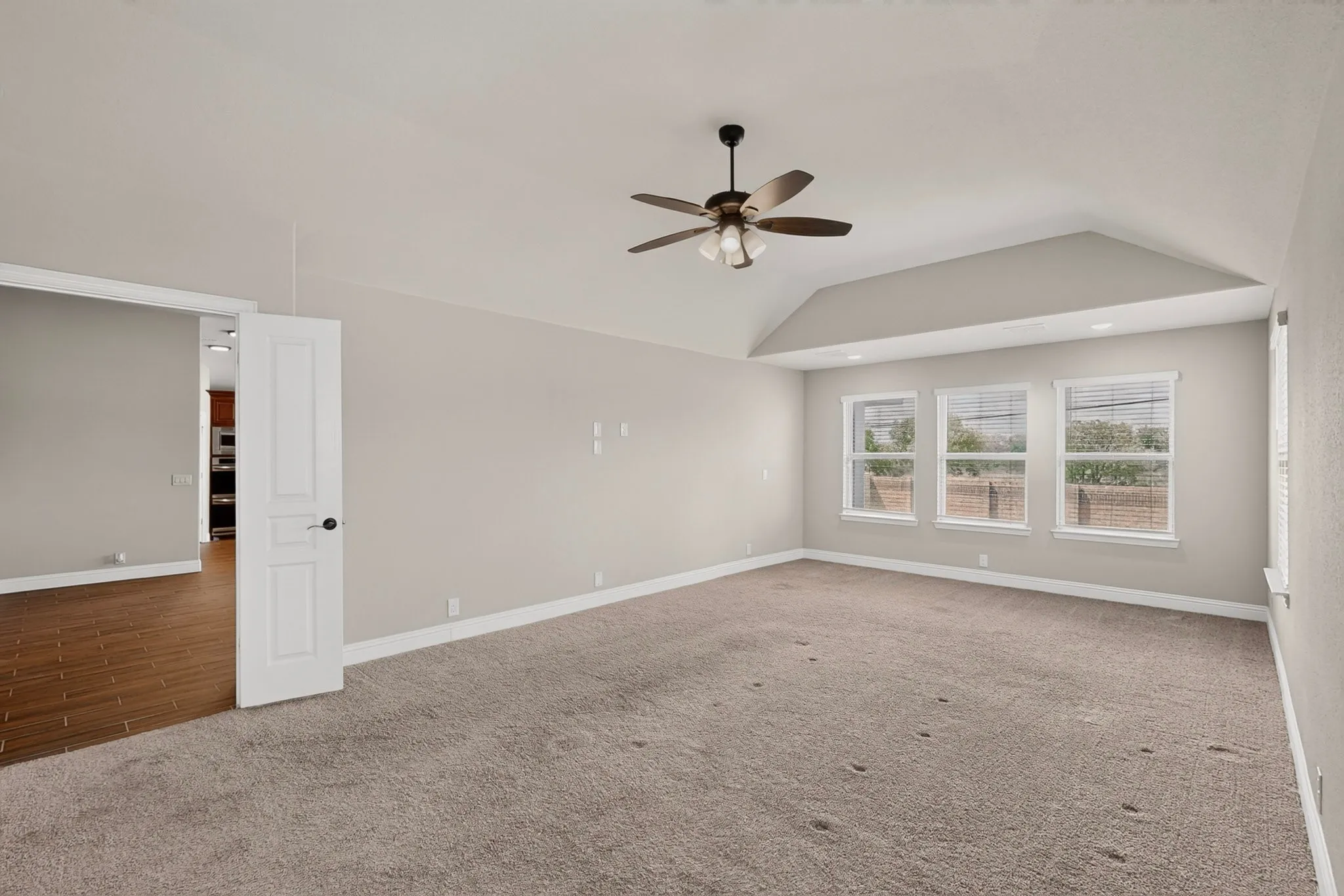 Single Family Residence For Sale in Tarrant County , 1660 Irene Drive, Crowley, Texas 76036, 3 Bedroom, 2 Bathroom, 2 Garage spaces, 2,315 Sqft, built in 2019, mls#21390063, Real Estate Agent in Crowley, Homes For Sale in Tarrant county, Homes For Sale in Crowley, Realtor in Crowley Texas, Real Estate Brokerage Independent Realty Texas, Luminita Cordes Realtor