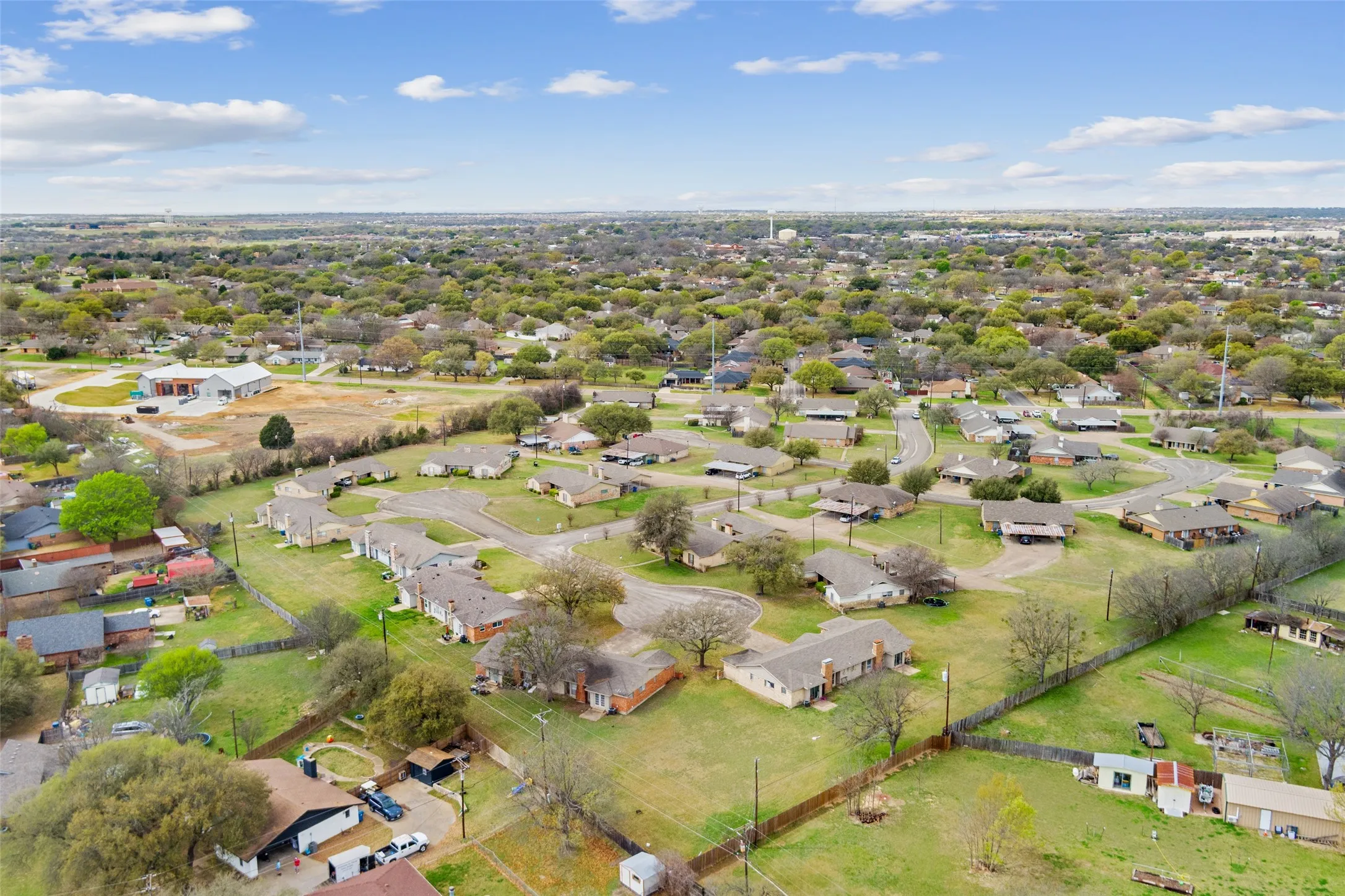 Duplex For Sale in Mc Lennan County , 100 E Gruver Circle 102, Hewitt, Texas 76643, 0, 0, Garage spaces, 0 Sqft, built in 1978, mls#21392683, Real Estate Agent in Hewitt, Homes For Sale in Mc Lennan county, Homes For Sale in Hewitt, Realtor in Hewitt Texas, Real Estate Brokerage Independent Realty Texas, Luminita Cordes Realtor