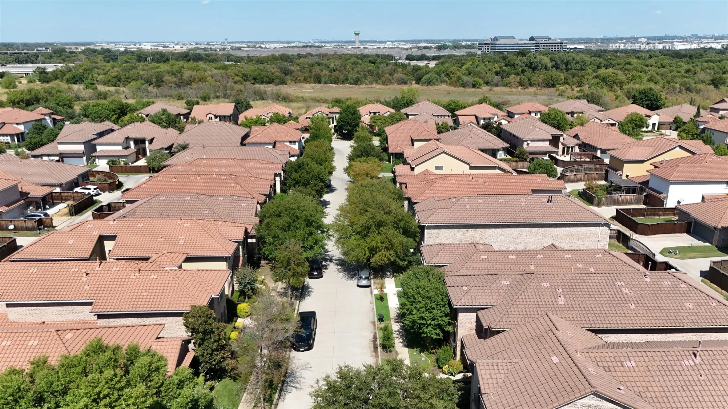Single Family Residence For Sale in Dallas County , 722 Arbol, Irving, Texas 75039, 3 Bedroom, 2 Bathroom, 2 Garage spaces, 1,736 Sqft, built in 2007, mls#21383929, Real Estate Agent in Irving, Homes For Sale in Dallas county, Homes For Sale in Irving, Realtor in Irving Texas, Real Estate Brokerage Independent Realty Texas, Luminita Cordes Realtor