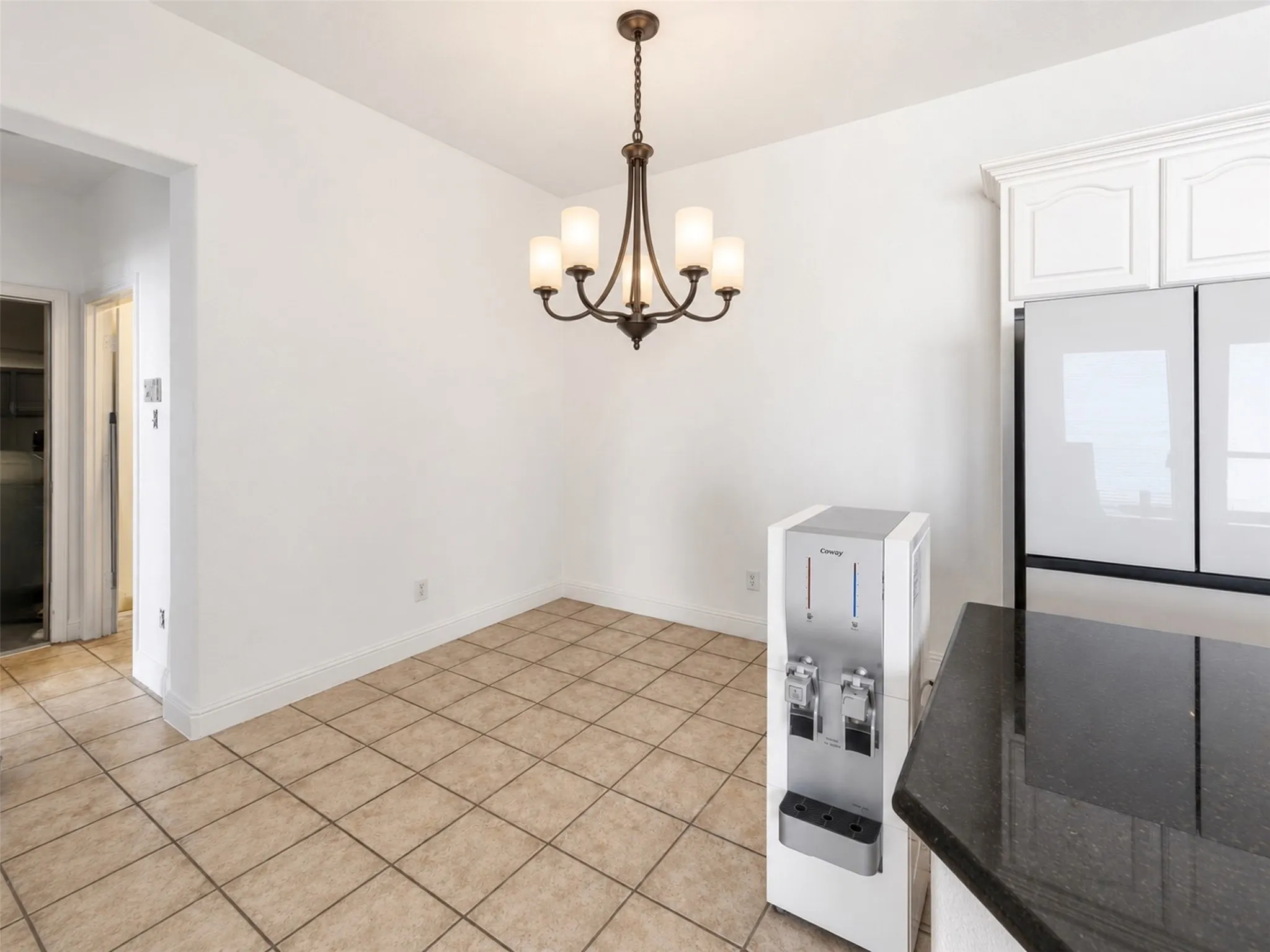 Single Family Residence For Sale in Dallas County , 722 Arbol, Irving, Texas 75039, 3 Bedroom, 2 Bathroom, 2 Garage spaces, 1,736 Sqft, built in 2007, mls#21383929, Real Estate Agent in Irving, Homes For Sale in Dallas county, Homes For Sale in Irving, Realtor in Irving Texas, Real Estate Brokerage Independent Realty Texas, Luminita Cordes Realtor