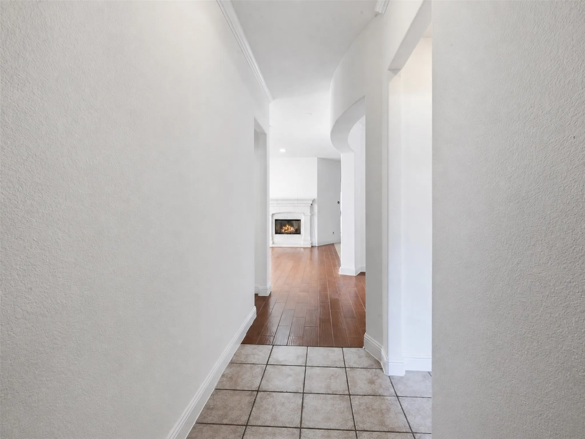 Single Family Residence For Sale in Dallas County , 722 Arbol, Irving, Texas 75039, 3 Bedroom, 2 Bathroom, 2 Garage spaces, 1,736 Sqft, built in 2007, mls#21383929, Real Estate Agent in Irving, Homes For Sale in Dallas county, Homes For Sale in Irving, Realtor in Irving Texas, Real Estate Brokerage Independent Realty Texas, Luminita Cordes Realtor