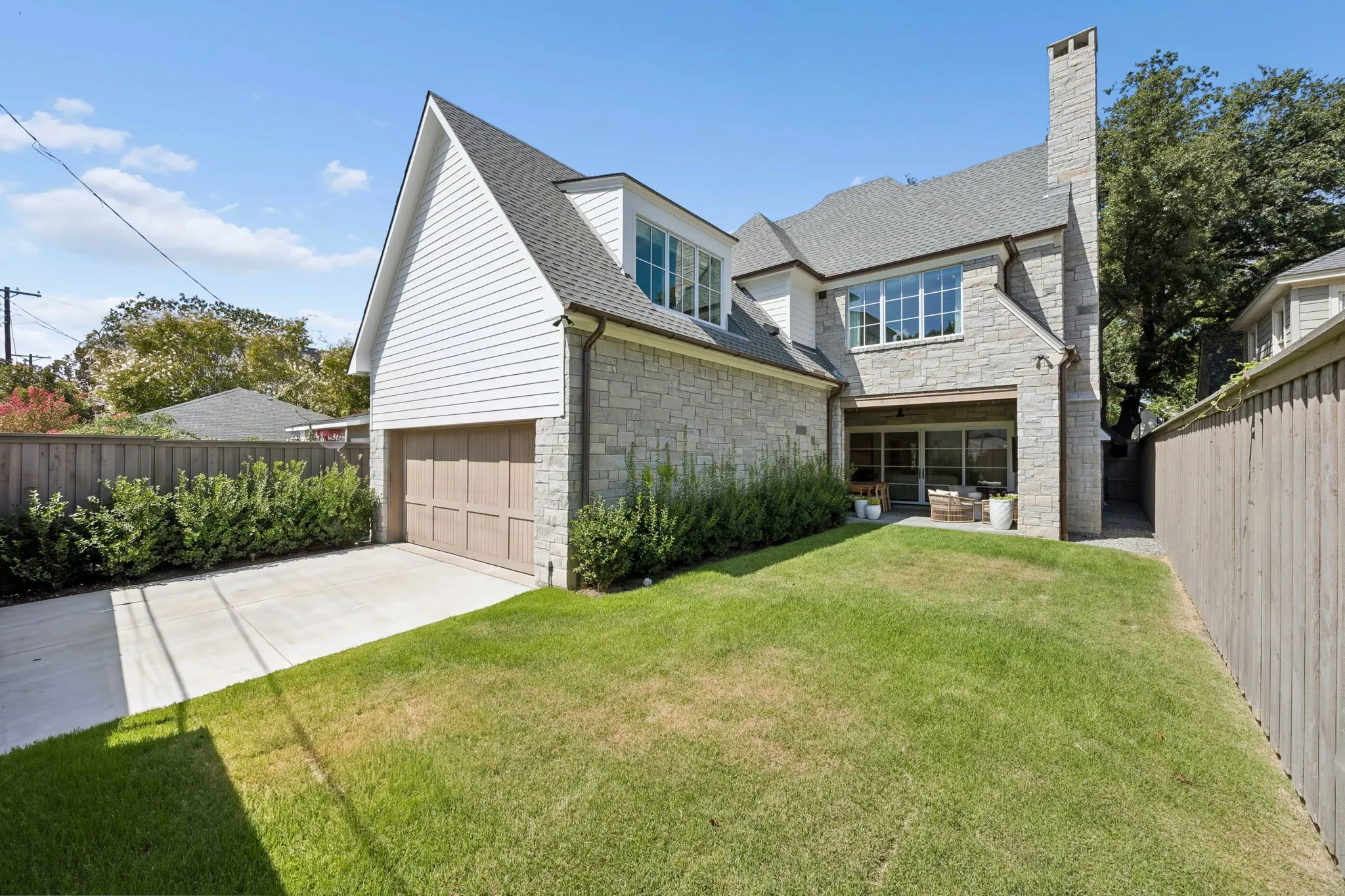 Single Family Residence For Sale in Dallas County , 4009 Purdue Avenue, University Park, Texas 75225, 5 Bedroom, 6 Bathroom, 2 Garage spaces, 5,379 Sqft, built in 2025, mls#21389119, Real Estate Agent in University Park, Homes For Sale in Dallas county, Homes For Sale in University Park, Realtor in University Park Texas, Real Estate Brokerage Independent Realty Texas, Luminita Cordes Realtor