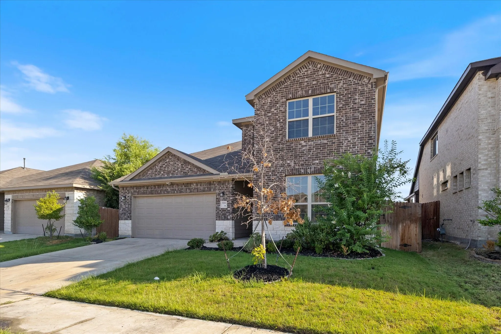 Single Family Residence For Sale in Kaufman County , 3226 Sioux Trail, Crandall, Texas 75114, 4 Bedroom, 3 Bathroom, 2 Garage spaces, 2,403 Sqft, built in 2022, mls#21392687, Real Estate Agent in Crandall, Homes For Sale in Kaufman county, Homes For Sale in Crandall, Realtor in Crandall Texas, Real Estate Brokerage Independent Realty Texas, Luminita Cordes Realtor