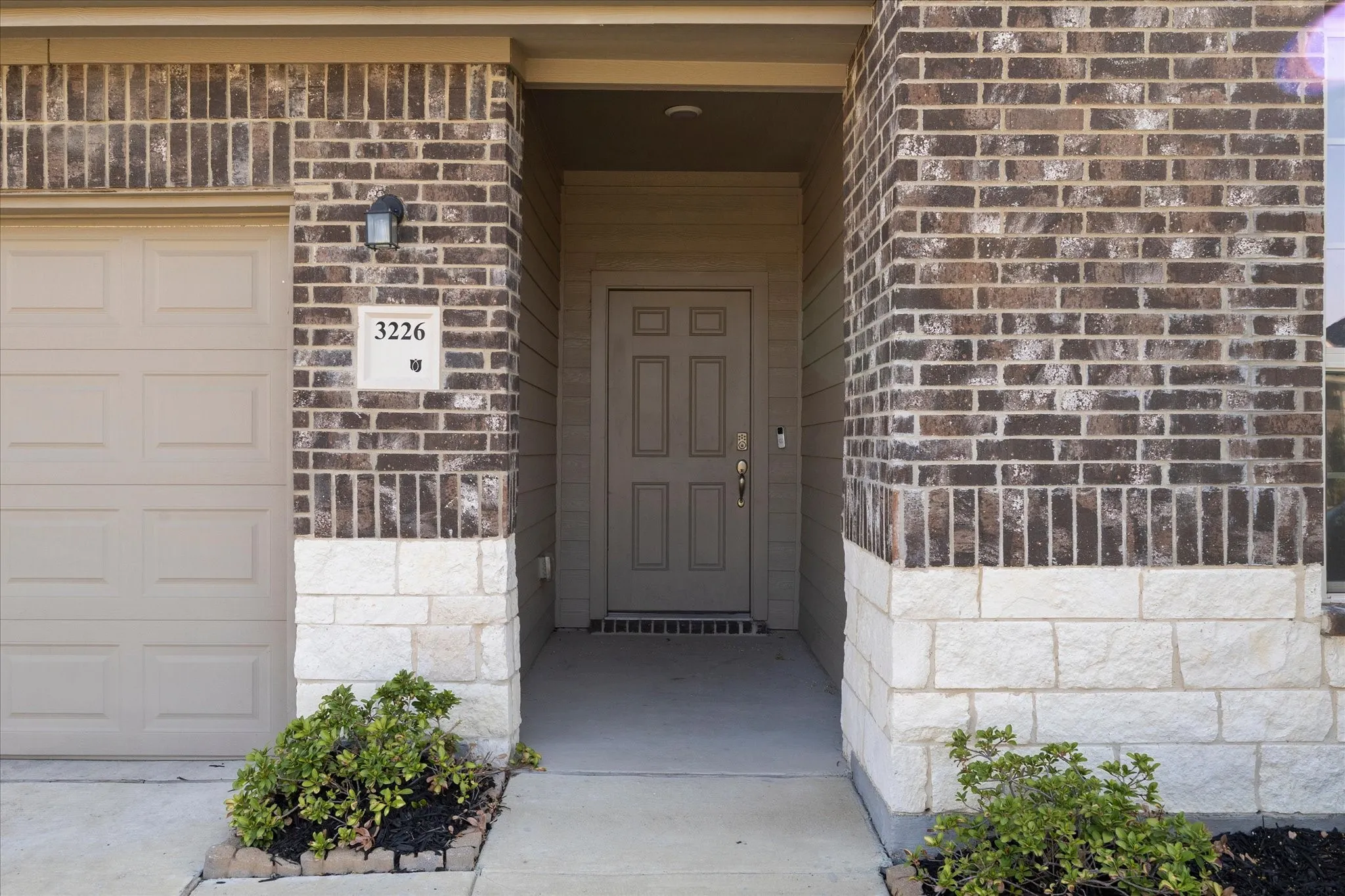 Single Family Residence For Sale in Kaufman County , 3226 Sioux Trail, Crandall, Texas 75114, 4 Bedroom, 3 Bathroom, 2 Garage spaces, 2,403 Sqft, built in 2022, mls#21392687, Real Estate Agent in Crandall, Homes For Sale in Kaufman county, Homes For Sale in Crandall, Realtor in Crandall Texas, Real Estate Brokerage Independent Realty Texas, Luminita Cordes Realtor