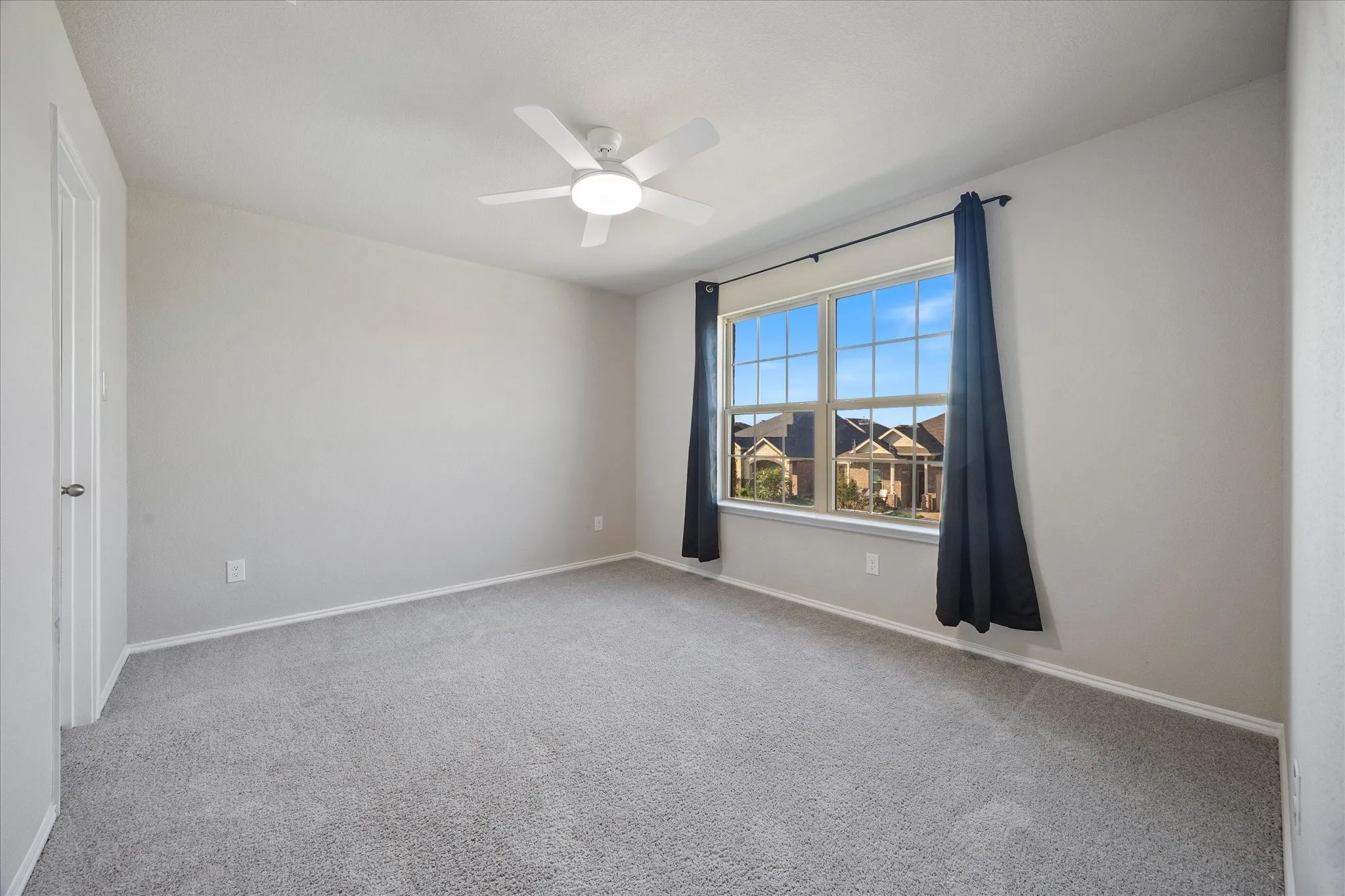 Single Family Residence For Sale in Kaufman County , 3226 Sioux Trail, Crandall, Texas 75114, 4 Bedroom, 3 Bathroom, 2 Garage spaces, 2,403 Sqft, built in 2022, mls#21392687, Real Estate Agent in Crandall, Homes For Sale in Kaufman county, Homes For Sale in Crandall, Realtor in Crandall Texas, Real Estate Brokerage Independent Realty Texas, Luminita Cordes Realtor