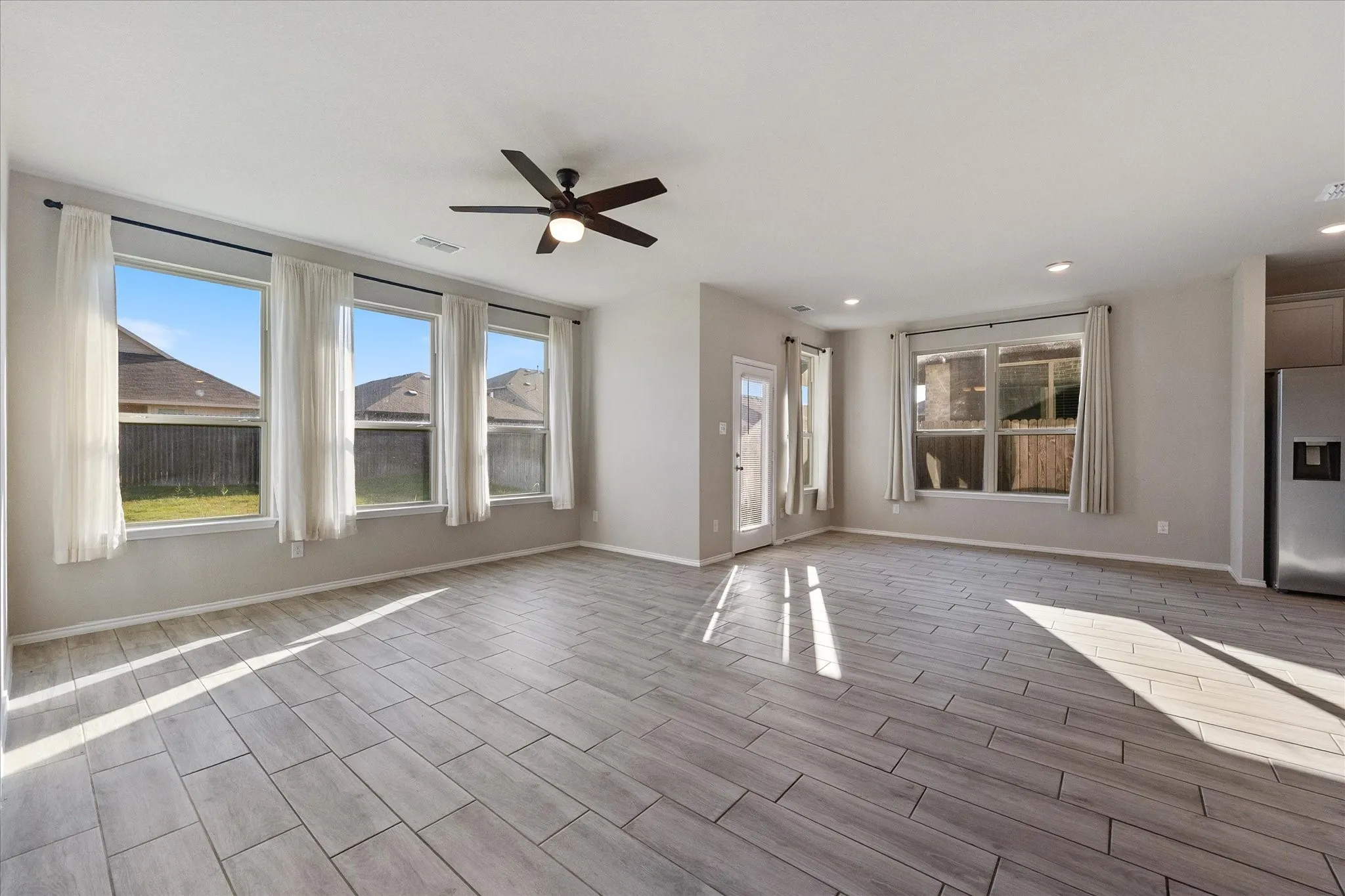 Single Family Residence For Sale in Kaufman County , 3226 Sioux Trail, Crandall, Texas 75114, 4 Bedroom, 3 Bathroom, 2 Garage spaces, 2,403 Sqft, built in 2022, mls#21392687, Real Estate Agent in Crandall, Homes For Sale in Kaufman county, Homes For Sale in Crandall, Realtor in Crandall Texas, Real Estate Brokerage Independent Realty Texas, Luminita Cordes Realtor