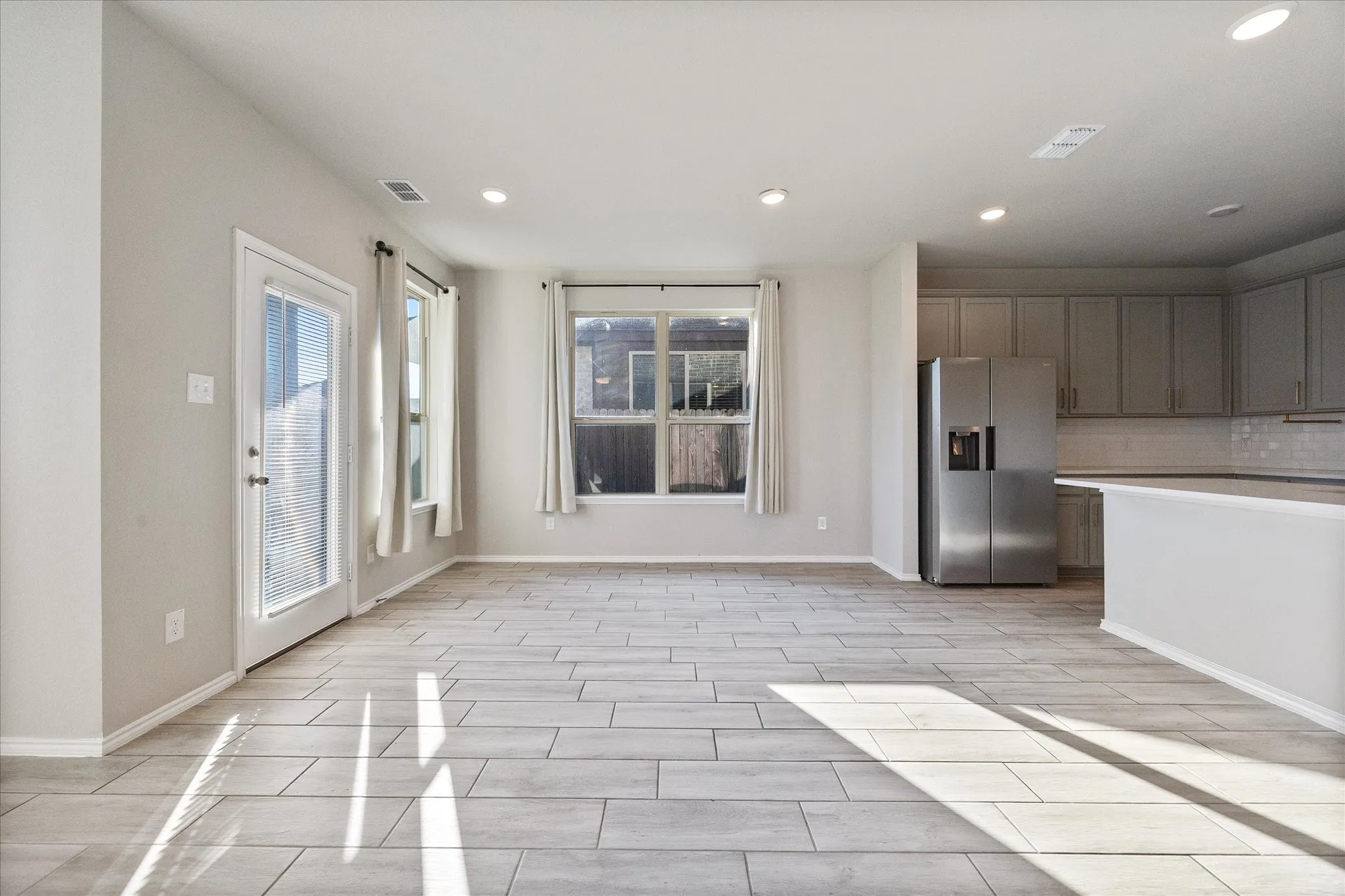 Single Family Residence For Sale in Kaufman County , 3226 Sioux Trail, Crandall, Texas 75114, 4 Bedroom, 3 Bathroom, 2 Garage spaces, 2,403 Sqft, built in 2022, mls#21392687, Real Estate Agent in Crandall, Homes For Sale in Kaufman county, Homes For Sale in Crandall, Realtor in Crandall Texas, Real Estate Brokerage Independent Realty Texas, Luminita Cordes Realtor
