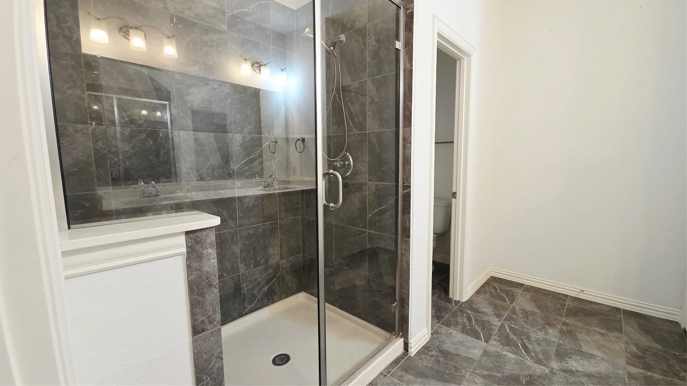 Townhouse For Rent in Collin County , 6209 Davison Way, Mc Kinney, Texas 75070, 3 Bedroom, 3 Bathroom, 2 Garage spaces, 1,695 Sqft, built in 2018, mls#21392681, Real Estate Agent in Mc Kinney, Homes For Rent in Collin county, Homes For Rent in Mc Kinney, Realtor in Mc Kinney Texas, Real Estate Brokerage Independent Realty Texas, Luminita Cordes Realtor