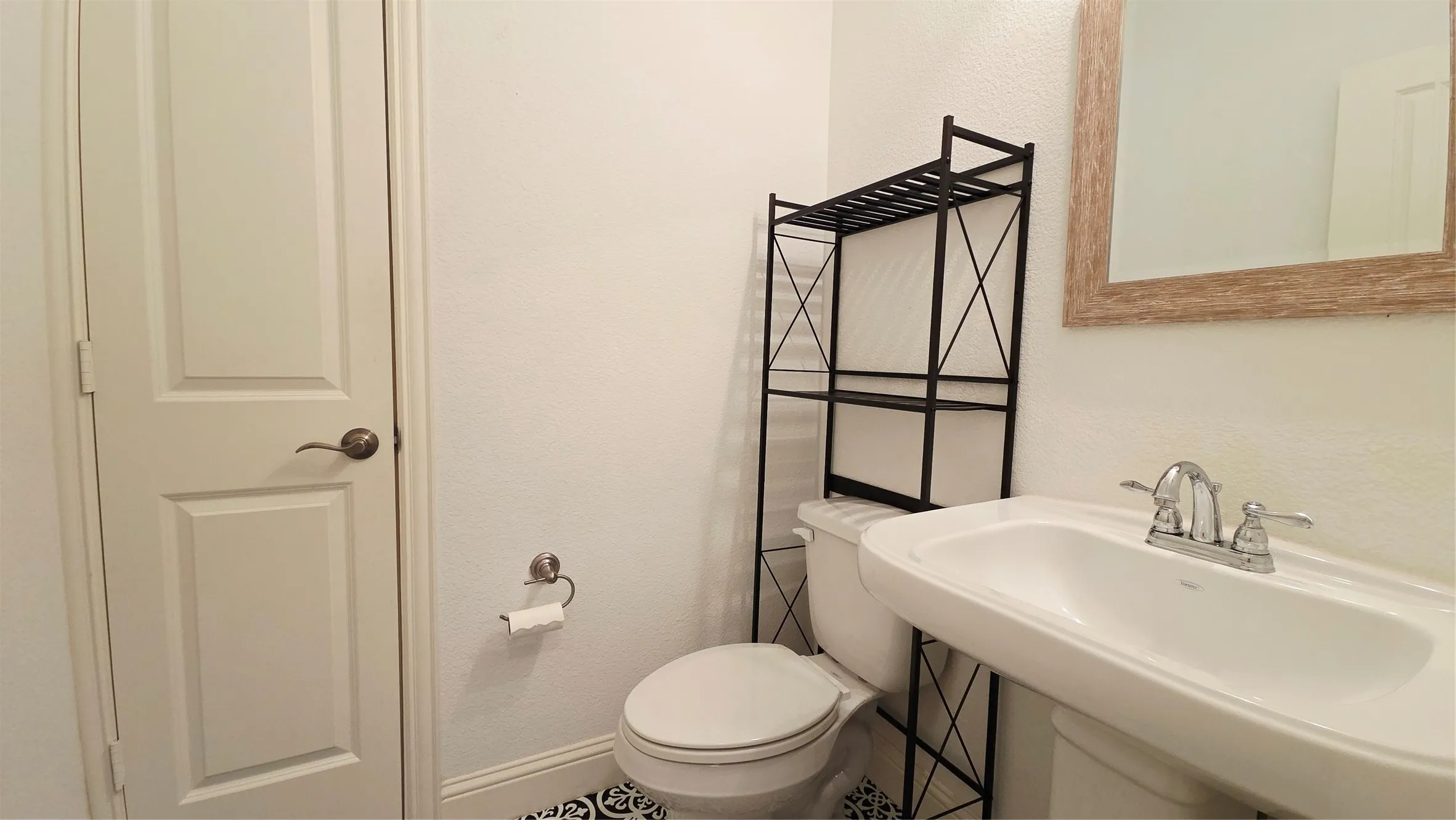 Townhouse For Rent in Collin County , 6209 Davison Way, Mc Kinney, Texas 75070, 3 Bedroom, 3 Bathroom, 2 Garage spaces, 1,695 Sqft, built in 2018, mls#21392681, Real Estate Agent in Mc Kinney, Homes For Rent in Collin county, Homes For Rent in Mc Kinney, Realtor in Mc Kinney Texas, Real Estate Brokerage Independent Realty Texas, Luminita Cordes Realtor