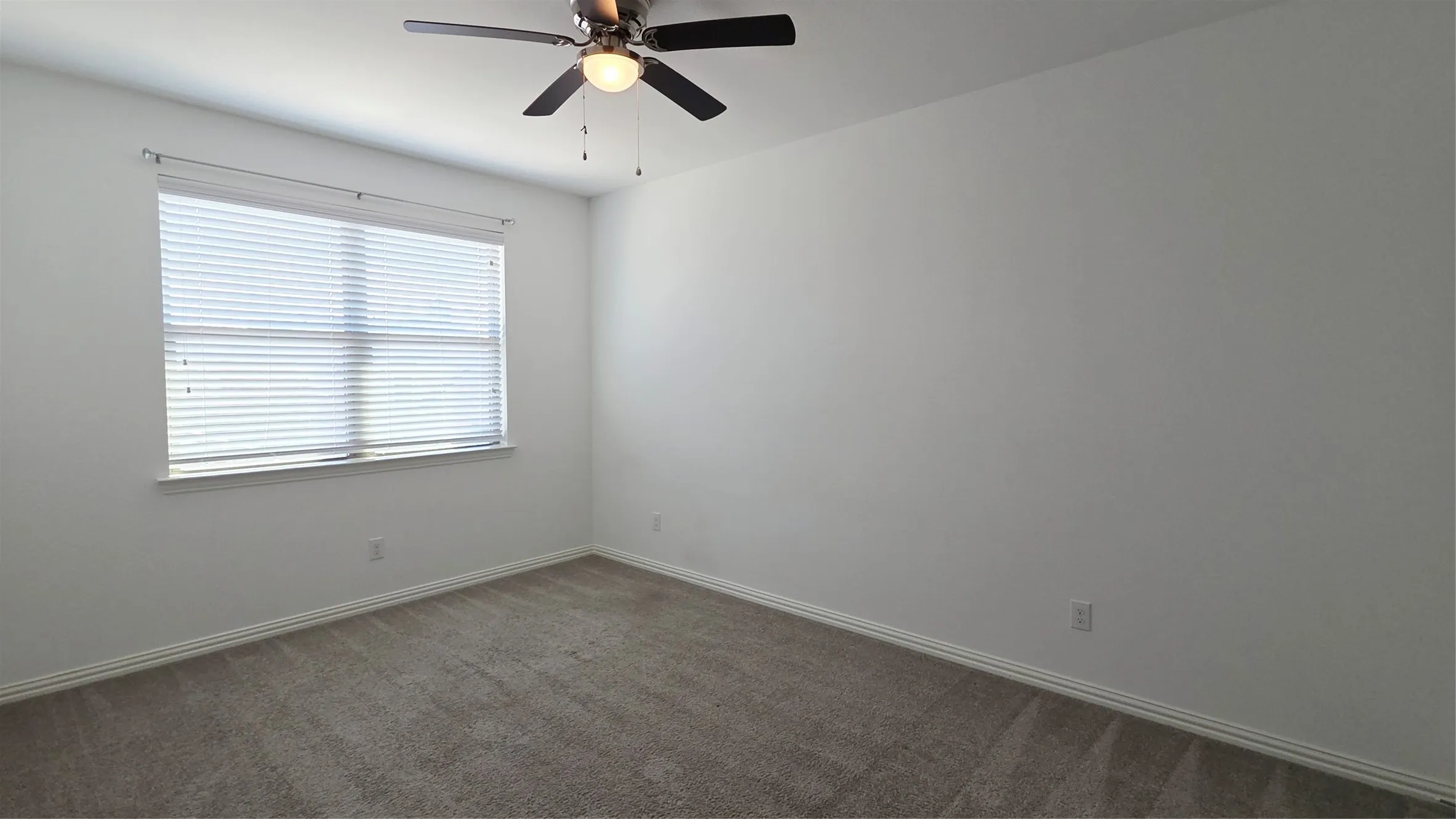 Townhouse For Rent in Collin County , 6209 Davison Way, Mc Kinney, Texas 75070, 3 Bedroom, 3 Bathroom, 2 Garage spaces, 1,695 Sqft, built in 2018, mls#21392681, Real Estate Agent in Mc Kinney, Homes For Rent in Collin county, Homes For Rent in Mc Kinney, Realtor in Mc Kinney Texas, Real Estate Brokerage Independent Realty Texas, Luminita Cordes Realtor