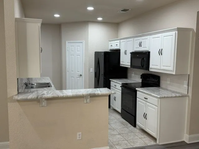 Single Family Residence For Sale in Johnson County , 501 Old Betsy Road 2, Keene, Texas 76059, 3 Bedroom, 2 Bathroom, 1 Garage spaces, 1,503 Sqft, built in 2006, mls#21392690, Real Estate Agent in Keene, Homes For Sale in Johnson county, Homes For Sale in Keene, Realtor in Keene Texas, Real Estate Brokerage Independent Realty Texas, Luminita Cordes Realtor
