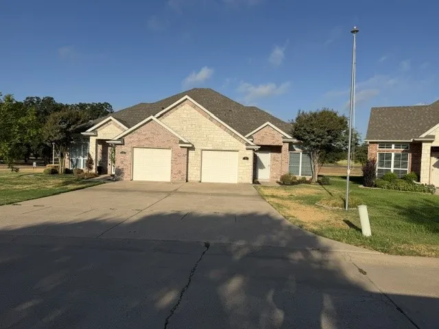 Single Family Residence For Sale in Johnson County , 501 Old Betsy Road 2, Keene, Texas 76059, 3 Bedroom, 2 Bathroom, 1 Garage spaces, 1,503 Sqft, built in 2006, mls#21392690, Real Estate Agent in Keene, Homes For Sale in Johnson county, Homes For Sale in Keene, Realtor in Keene Texas, Real Estate Brokerage Independent Realty Texas, Luminita Cordes Realtor