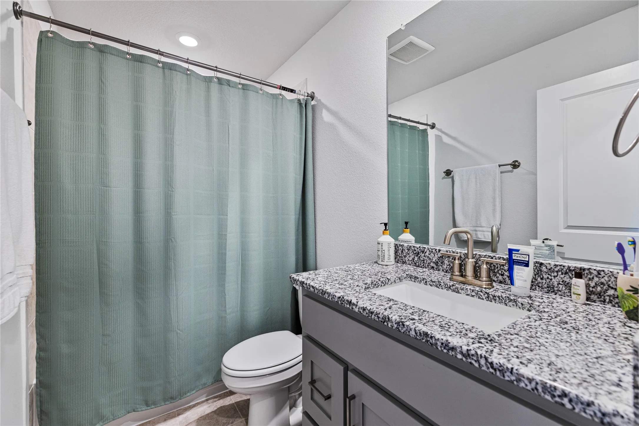 Single Family Residence For Rent in Denton County , 1447 20th Street, Northlake, Texas 76226, 5 Bedroom, 5 Bathroom, 2 Garage spaces, 3,686 Sqft, built in 2023, mls#21392247, Real Estate Agent in Northlake, Homes For Rent in Denton county, Homes For Rent in Northlake, Realtor in Northlake Texas, Real Estate Brokerage Independent Realty Texas, Luminita Cordes Realtor