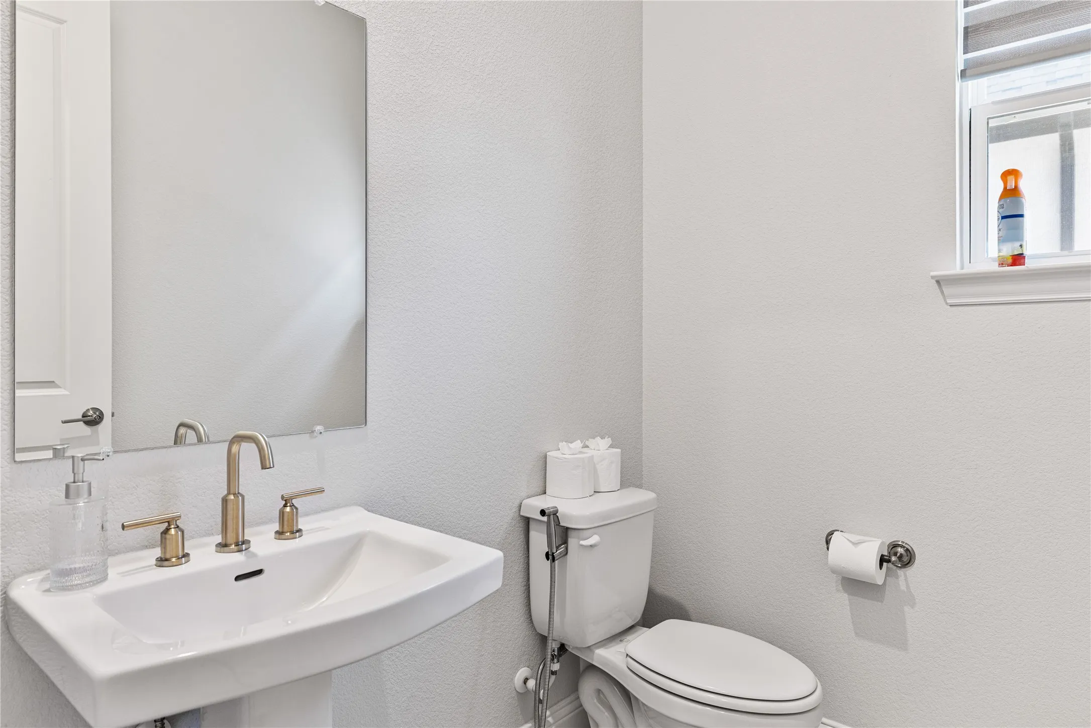 Single Family Residence For Rent in Denton County , 1447 20th Street, Northlake, Texas 76226, 5 Bedroom, 5 Bathroom, 2 Garage spaces, 3,686 Sqft, built in 2023, mls#21392247, Real Estate Agent in Northlake, Homes For Rent in Denton county, Homes For Rent in Northlake, Realtor in Northlake Texas, Real Estate Brokerage Independent Realty Texas, Luminita Cordes Realtor