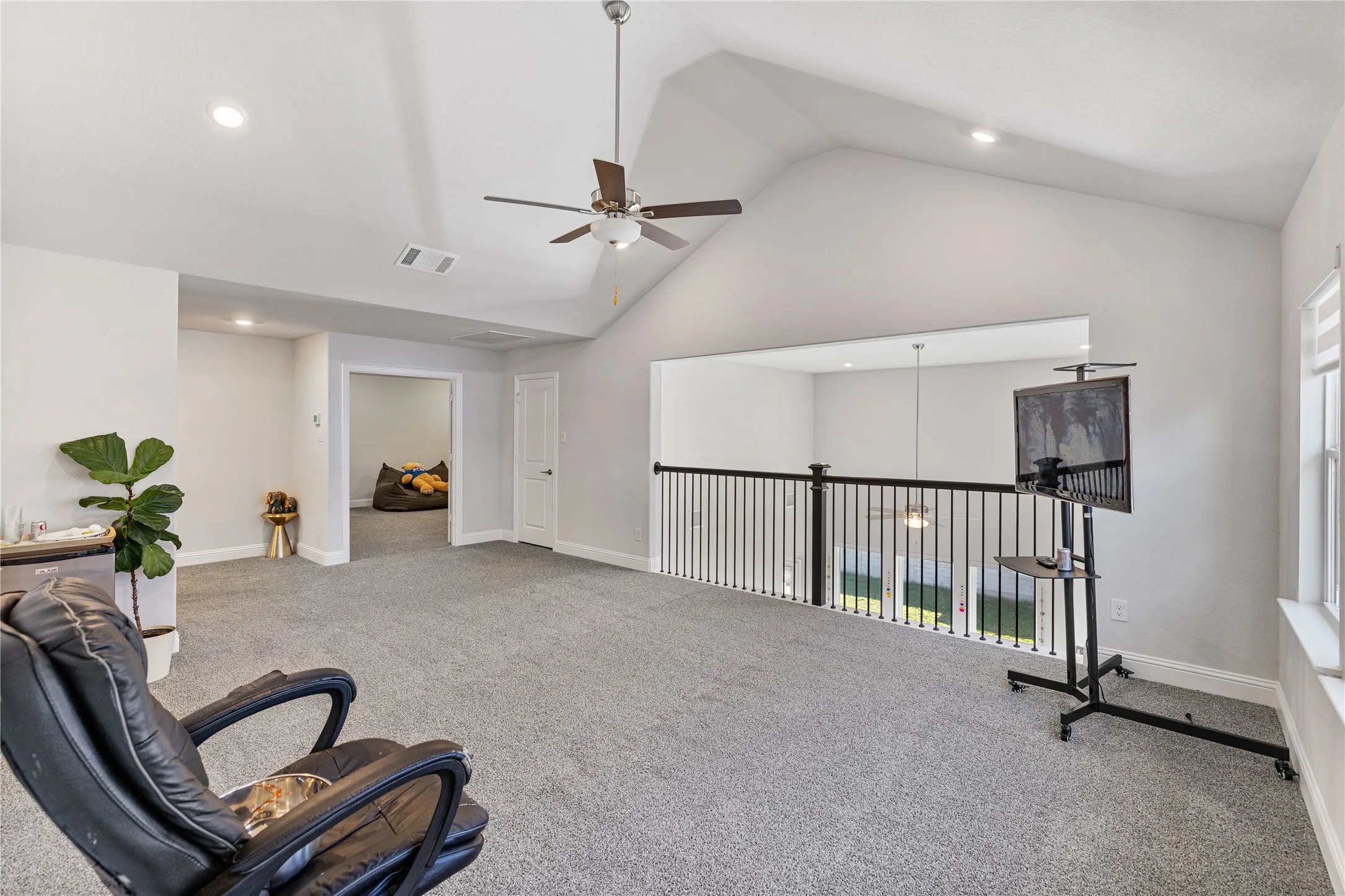 Single Family Residence For Rent in Denton County , 1447 20th Street, Northlake, Texas 76226, 5 Bedroom, 5 Bathroom, 2 Garage spaces, 3,686 Sqft, built in 2023, mls#21392247, Real Estate Agent in Northlake, Homes For Rent in Denton county, Homes For Rent in Northlake, Realtor in Northlake Texas, Real Estate Brokerage Independent Realty Texas, Luminita Cordes Realtor