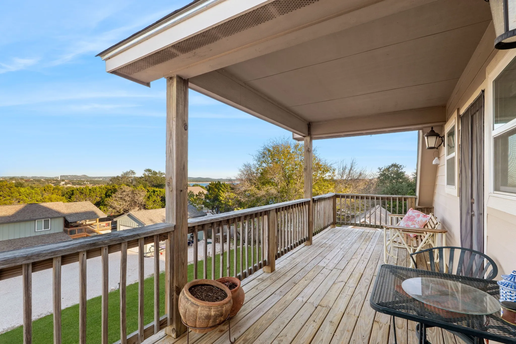 Single Family Residence For Sale in Comal County , 556 Apollo, Canyon Lake, Texas 78133, 5 Bedroom, 3 Bathroom, 1 Garage spaces, 2,679 Sqft, built in 2011, mls#21392692, Real Estate Agent in Canyon Lake, Homes For Sale in Comal county, Homes For Sale in Canyon Lake, Realtor in Canyon Lake Texas, Real Estate Brokerage Independent Realty Texas, Luminita Cordes Realtor