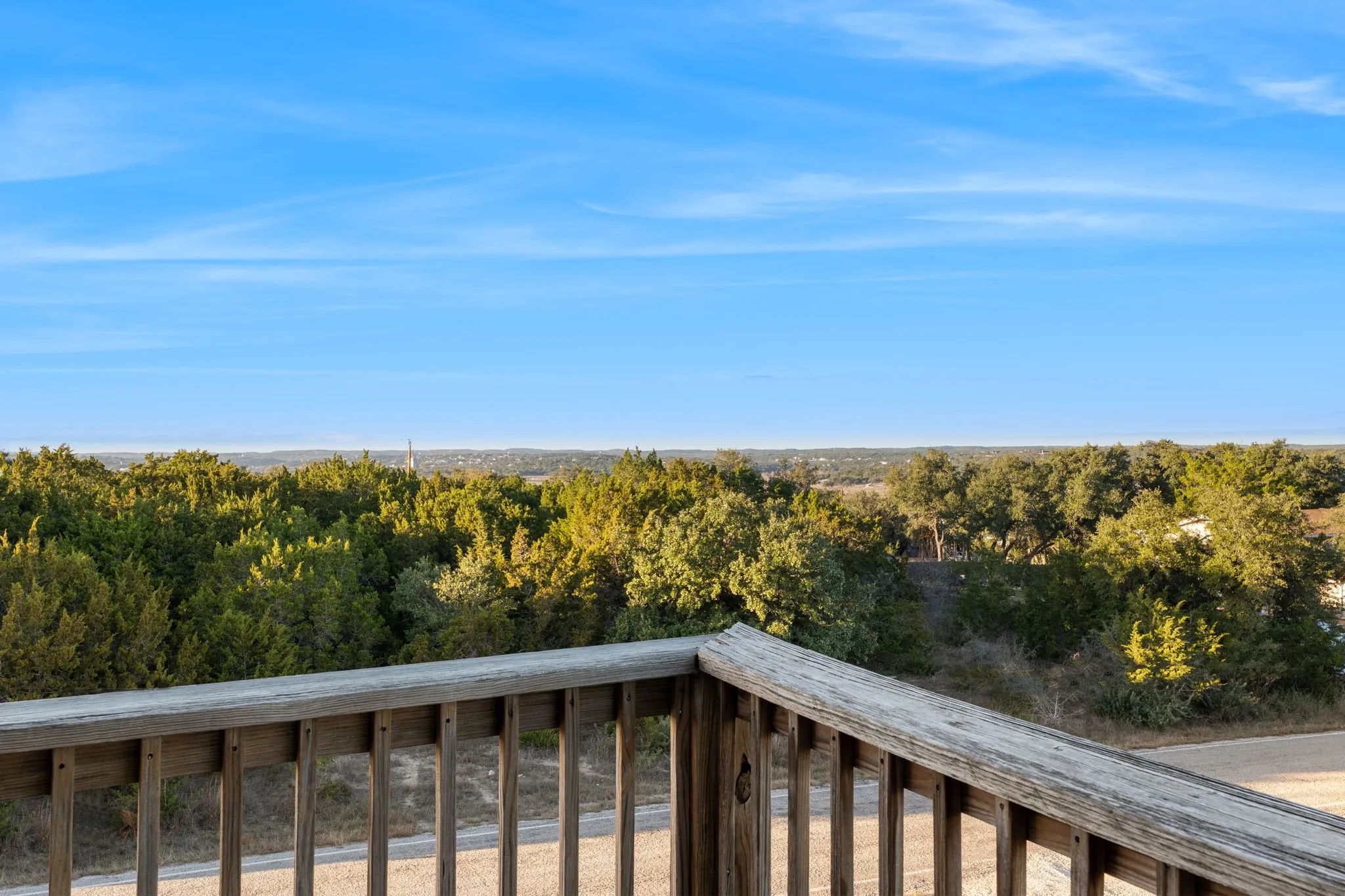 Single Family Residence For Sale in Comal County , 556 Apollo, Canyon Lake, Texas 78133, 5 Bedroom, 3 Bathroom, 1 Garage spaces, 2,679 Sqft, built in 2011, mls#21392692, Real Estate Agent in Canyon Lake, Homes For Sale in Comal county, Homes For Sale in Canyon Lake, Realtor in Canyon Lake Texas, Real Estate Brokerage Independent Realty Texas, Luminita Cordes Realtor