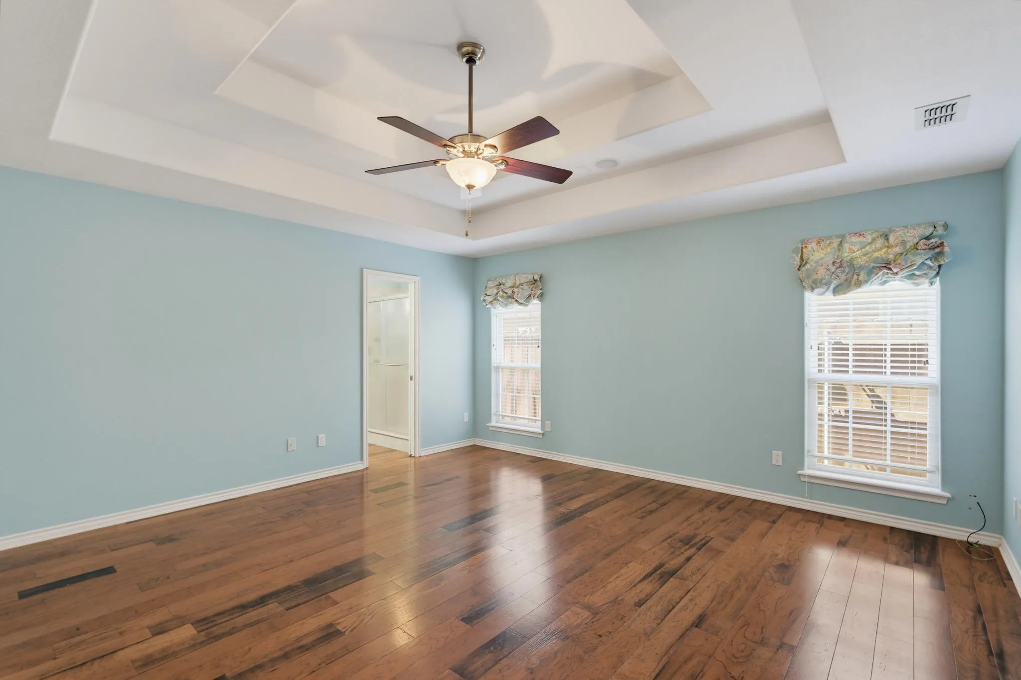 Single Family Residence For Sale in Taylor County , 3917 Garden Grove Lane, Abilene, Texas 79606, 3 Bedroom, 2 Bathroom, 2 Garage spaces, 1,608 Sqft, built in 2005, mls#21392559, Real Estate Agent in Abilene, Homes For Sale in Taylor county, Homes For Sale in Abilene, Realtor in Abilene Texas, Real Estate Brokerage Independent Realty Texas, Luminita Cordes Realtor