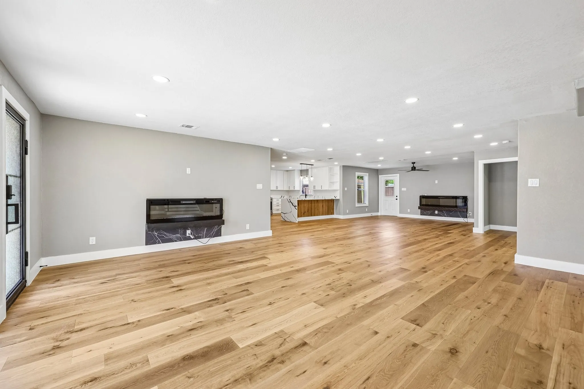 Single Family Residence For Sale in Dallas County , 3889 Davila Drive, Dallas, Texas 75220, 6 Bedroom, 5 Bathroom, 2 Garage spaces, 5,200 Sqft, built in 2018, mls#21392694, Real Estate Agent in Dallas, Homes For Sale in Dallas county, Homes For Sale in Dallas, Realtor in Dallas Texas, Real Estate Brokerage Independent Realty Texas, Luminita Cordes Realtor