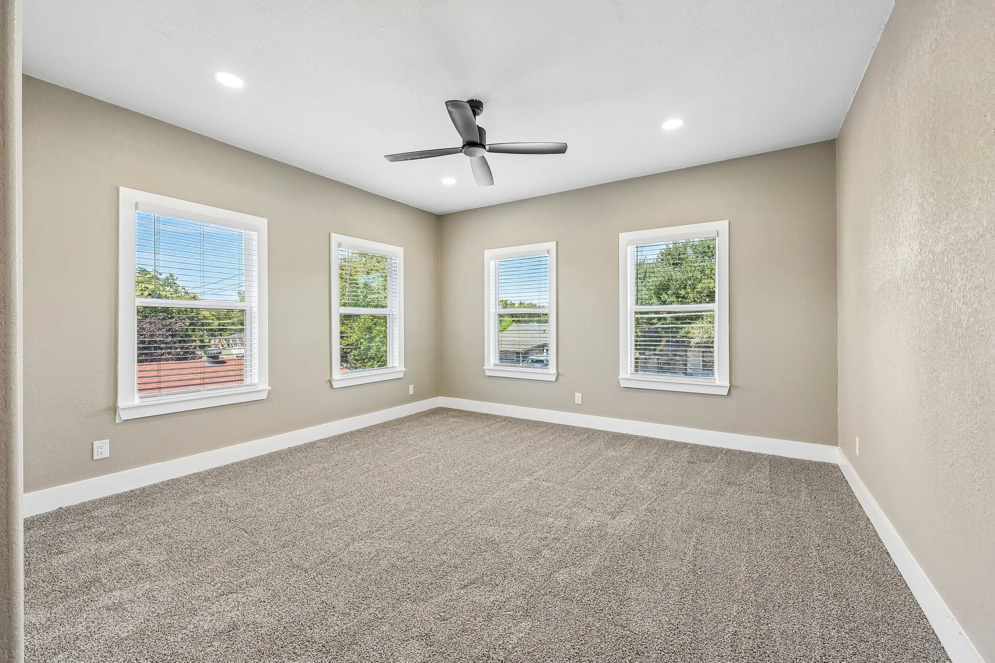 Single Family Residence For Sale in Dallas County , 3889 Davila Drive, Dallas, Texas 75220, 6 Bedroom, 5 Bathroom, 2 Garage spaces, 5,200 Sqft, built in 2018, mls#21392694, Real Estate Agent in Dallas, Homes For Sale in Dallas county, Homes For Sale in Dallas, Realtor in Dallas Texas, Real Estate Brokerage Independent Realty Texas, Luminita Cordes Realtor