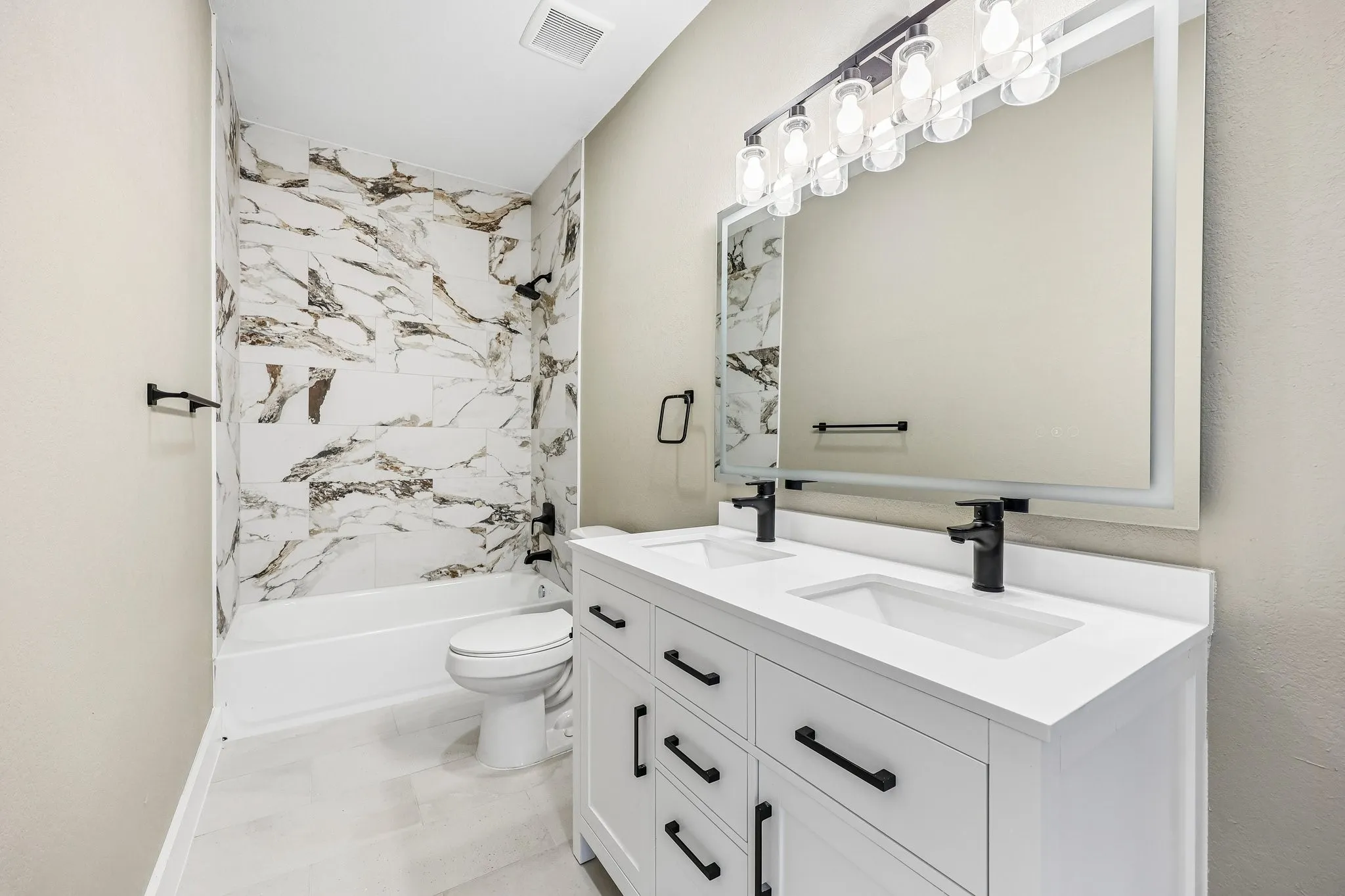 Single Family Residence For Sale in Dallas County , 3889 Davila Drive, Dallas, Texas 75220, 6 Bedroom, 5 Bathroom, 2 Garage spaces, 5,200 Sqft, built in 2018, mls#21392694, Real Estate Agent in Dallas, Homes For Sale in Dallas county, Homes For Sale in Dallas, Realtor in Dallas Texas, Real Estate Brokerage Independent Realty Texas, Luminita Cordes Realtor