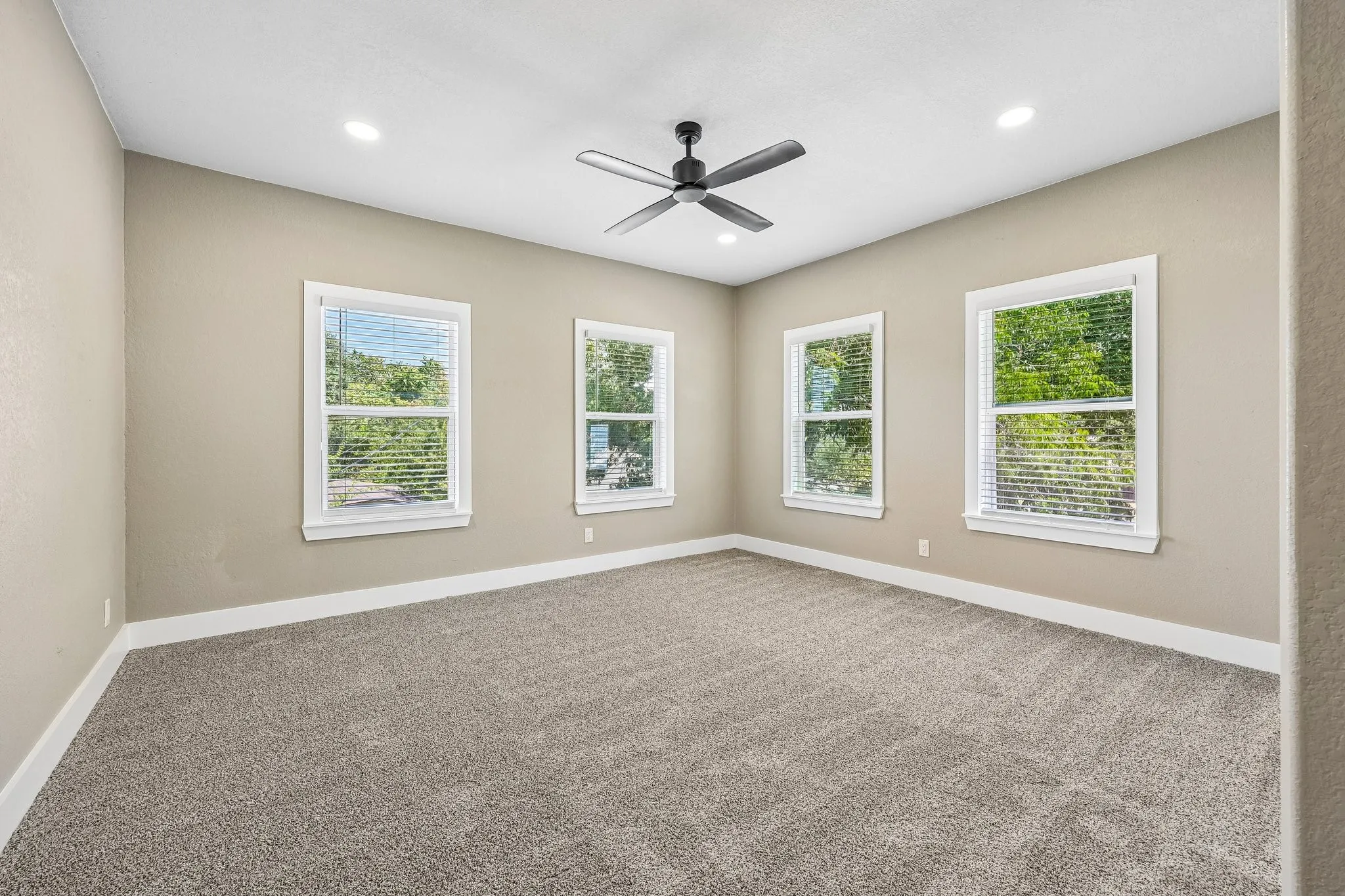 Single Family Residence For Sale in Dallas County , 3889 Davila Drive, Dallas, Texas 75220, 6 Bedroom, 5 Bathroom, 2 Garage spaces, 5,200 Sqft, built in 2018, mls#21392694, Real Estate Agent in Dallas, Homes For Sale in Dallas county, Homes For Sale in Dallas, Realtor in Dallas Texas, Real Estate Brokerage Independent Realty Texas, Luminita Cordes Realtor