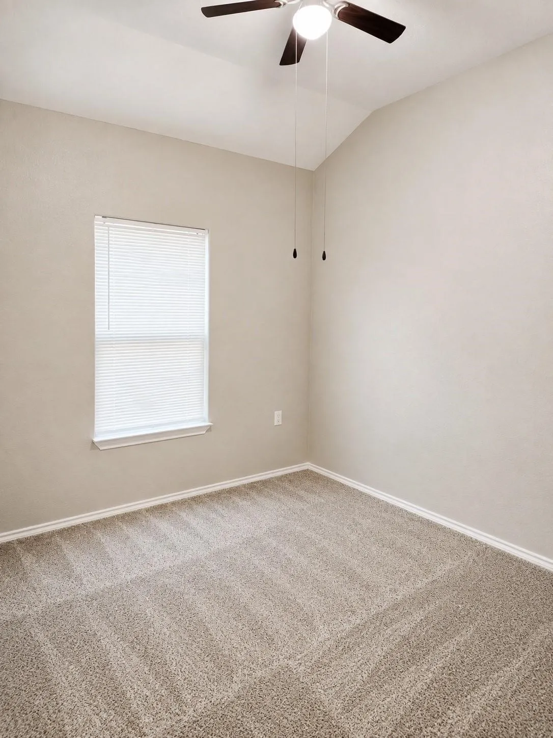 Single Family Residence For Rent in Collin County , 2021 Meadow Park Drive, Princeton, Texas 75407, 4 Bedroom, 2 Bathroom, 2 Garage spaces, 1,721 Sqft, built in 2016, mls#21392696, Real Estate Agent in Princeton, Homes For Rent in Collin county, Homes For Rent in Princeton, Realtor in Princeton Texas, Real Estate Brokerage Independent Realty Texas, Luminita Cordes Realtor