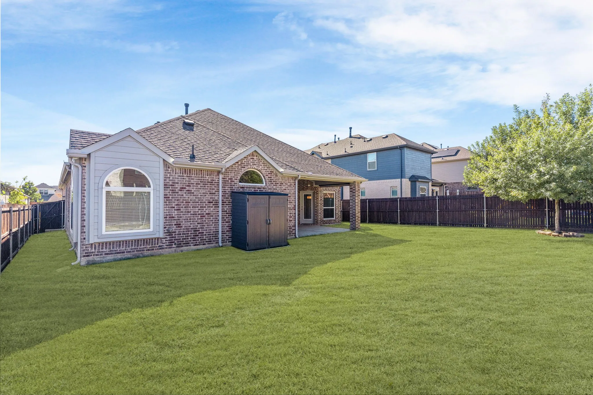 Single Family Residence For Sale in Collin County , 1421 Hodge Street, Mc Kinney, Texas 75071, 4 Bedroom, 2 Bathroom, 2 Garage spaces, 2,508 Sqft, built in 2018, mls#21391849, Real Estate Agent in Mc Kinney, Homes For Sale in Collin county, Homes For Sale in Mc Kinney, Realtor in Mc Kinney Texas, Real Estate Brokerage Independent Realty Texas, Luminita Cordes Realtor