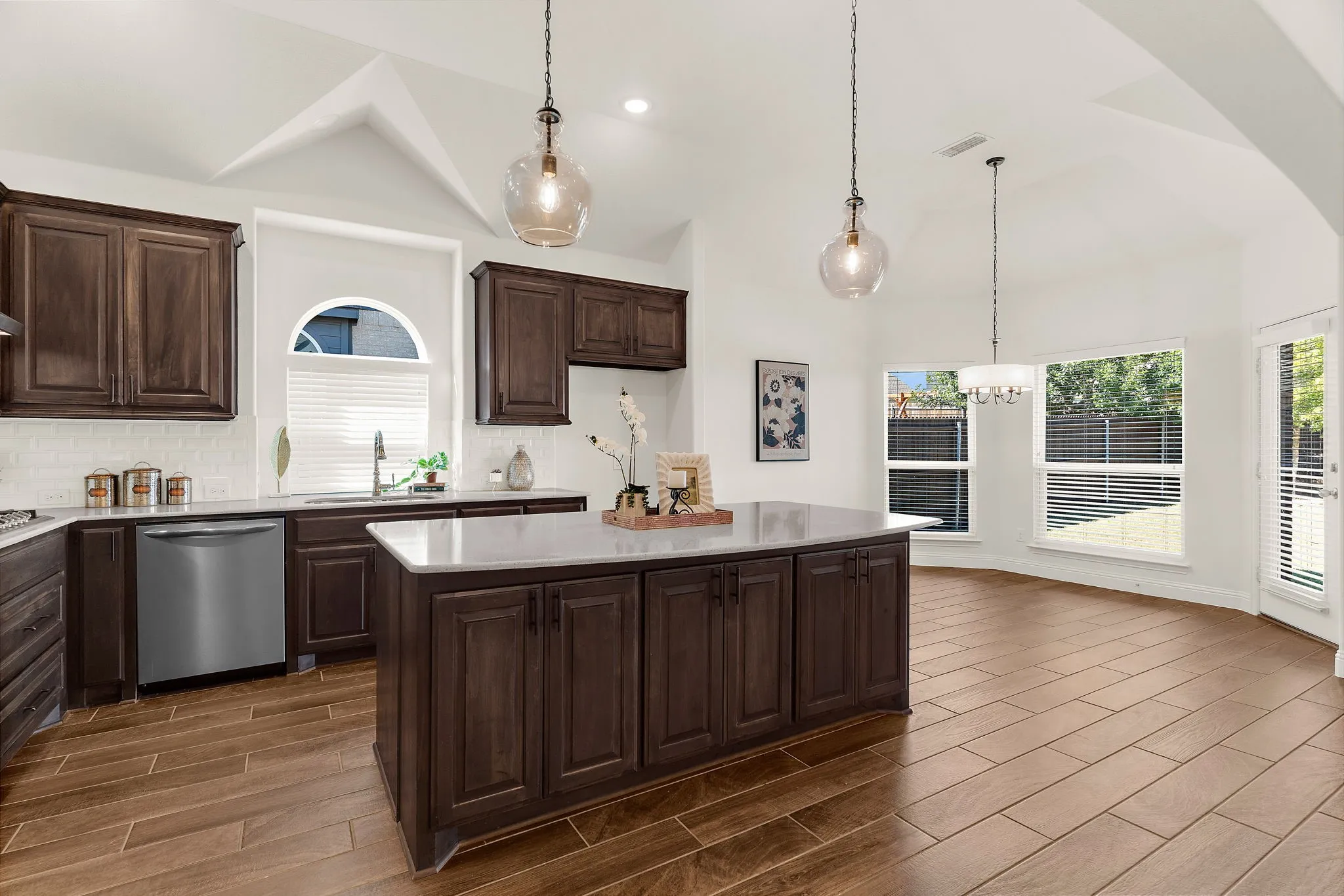 Single Family Residence For Sale in Collin County , 1421 Hodge Street, Mc Kinney, Texas 75071, 4 Bedroom, 2 Bathroom, 2 Garage spaces, 2,508 Sqft, built in 2018, mls#21391849, Real Estate Agent in Mc Kinney, Homes For Sale in Collin county, Homes For Sale in Mc Kinney, Realtor in Mc Kinney Texas, Real Estate Brokerage Independent Realty Texas, Luminita Cordes Realtor