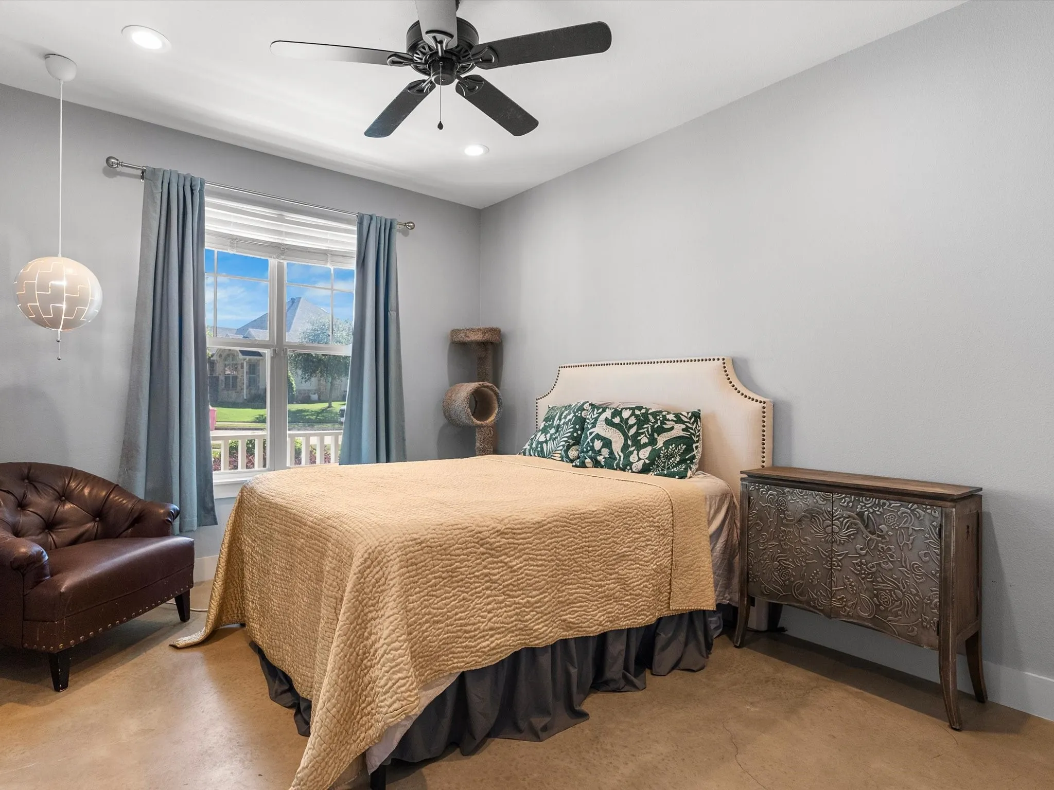 Single Family Residence For Sale in Grayson County , 3134 N Haven Drive, Sherman, Texas 75092, 3 Bedroom, 2 Bathroom, 2 Garage spaces, 2,097 Sqft, built in 2017, mls#21391848, Real Estate Agent in Sherman, Homes For Sale in Grayson county, Homes For Sale in Sherman, Realtor in Sherman Texas, Real Estate Brokerage Independent Realty Texas, Luminita Cordes Realtor