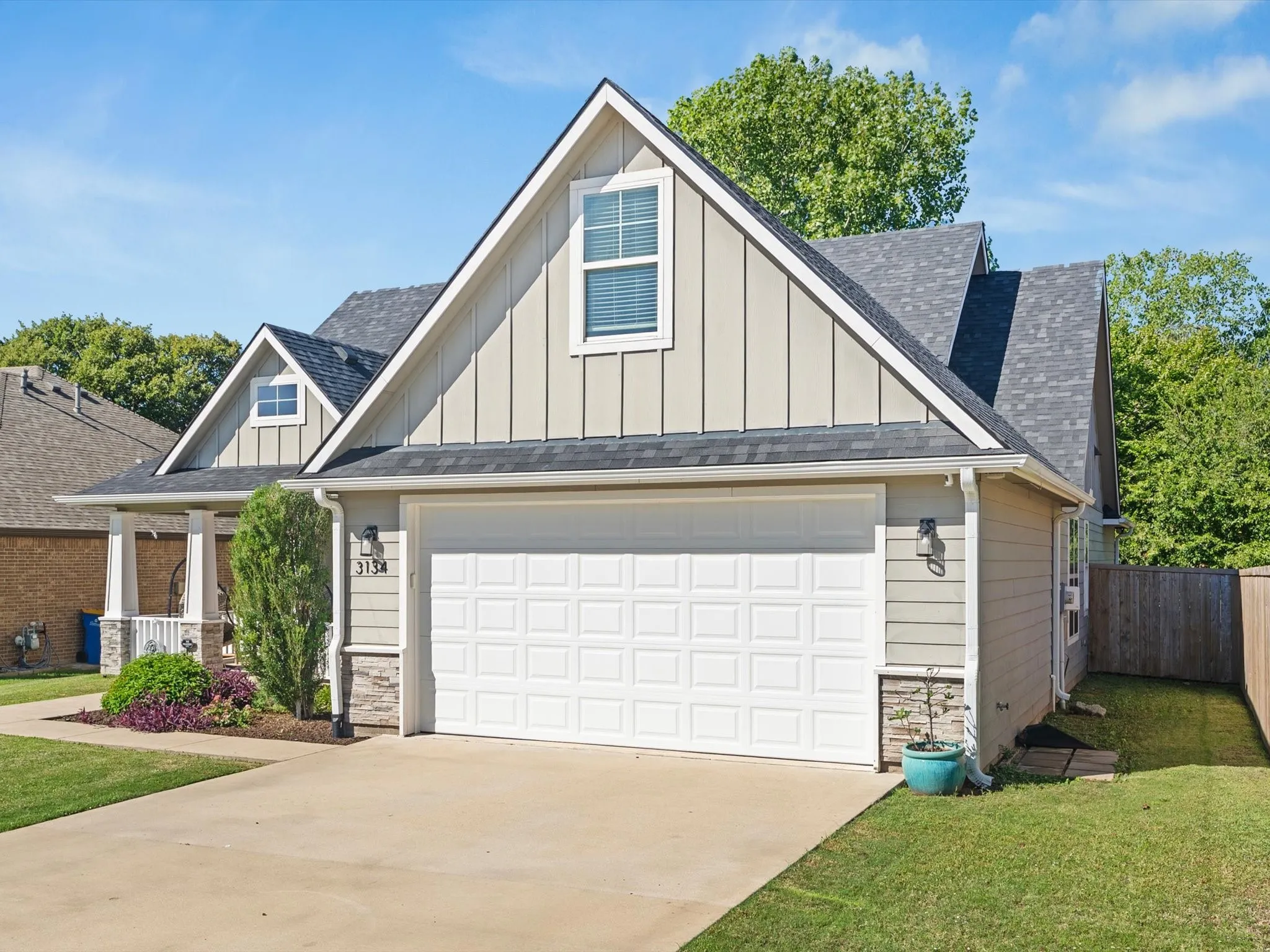 Single Family Residence For Sale in Grayson County , 3134 N Haven Drive, Sherman, Texas 75092, 3 Bedroom, 2 Bathroom, 2 Garage spaces, 2,097 Sqft, built in 2017, mls#21391848, Real Estate Agent in Sherman, Homes For Sale in Grayson county, Homes For Sale in Sherman, Realtor in Sherman Texas, Real Estate Brokerage Independent Realty Texas, Luminita Cordes Realtor