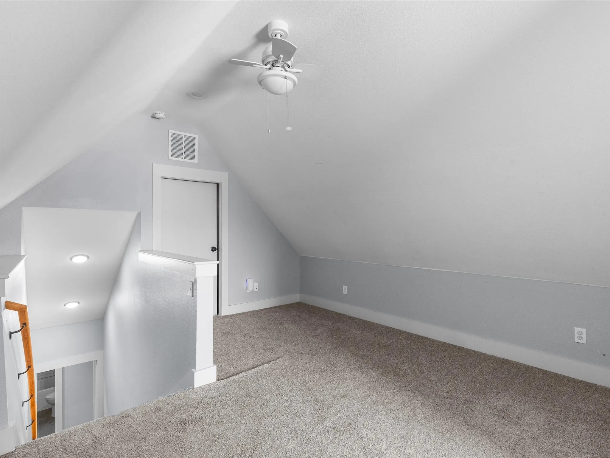 Single Family Residence For Sale in Grayson County , 3134 N Haven Drive, Sherman, Texas 75092, 3 Bedroom, 2 Bathroom, 2 Garage spaces, 2,097 Sqft, built in 2017, mls#21391848, Real Estate Agent in Sherman, Homes For Sale in Grayson county, Homes For Sale in Sherman, Realtor in Sherman Texas, Real Estate Brokerage Independent Realty Texas, Luminita Cordes Realtor