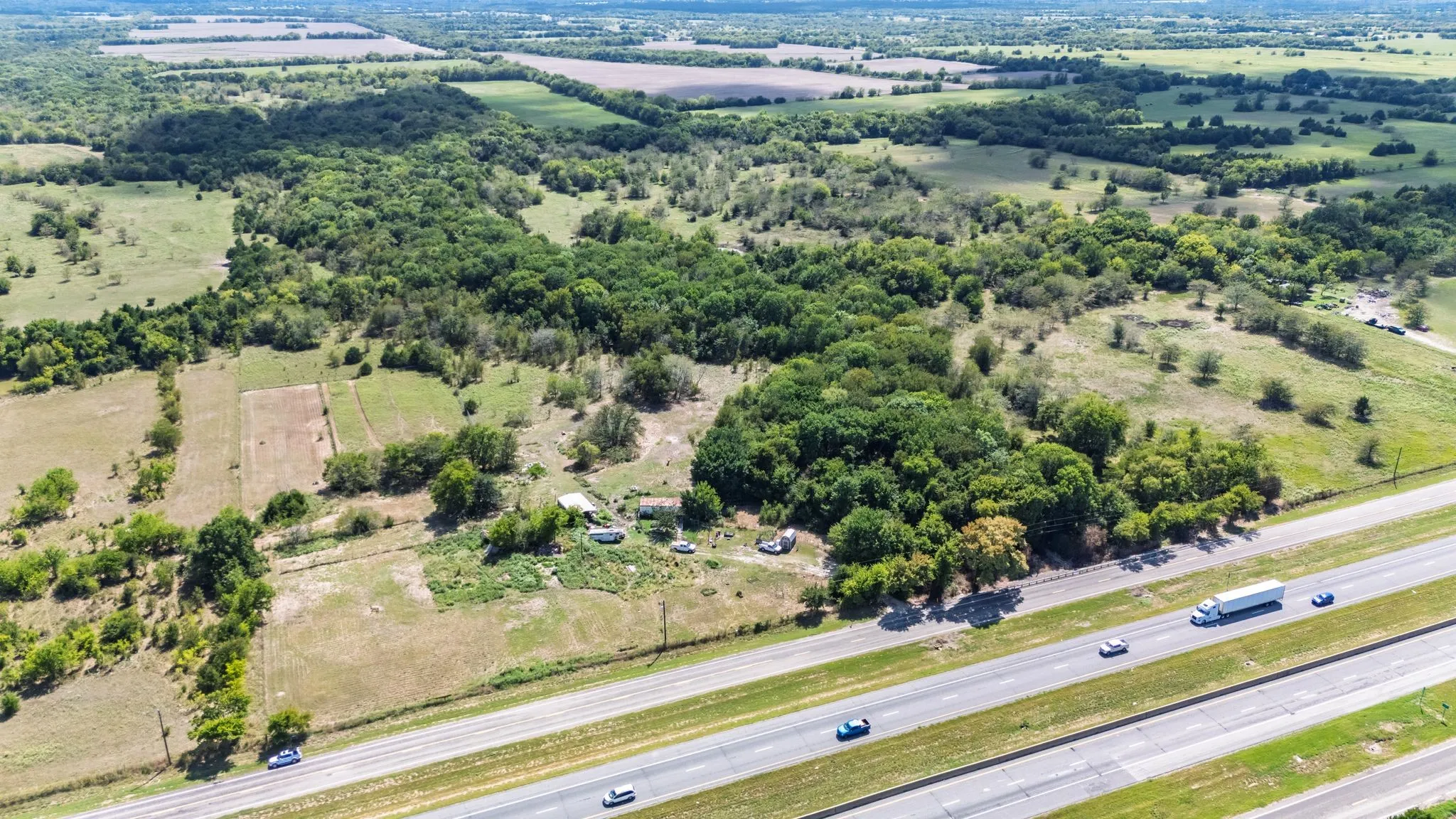Unimproved Land For Sale in Hunt County , 7081 E Interstate 30, Campbell, Texas 75422, 0, 0, Garage spaces, 0 Sqft, built in 1979, mls#21392703, Real Estate Agent in Campbell, Homes For Sale in Hunt county, Homes For Sale in Campbell, Realtor in Campbell Texas, Real Estate Brokerage Independent Realty Texas, Luminita Cordes Realtor