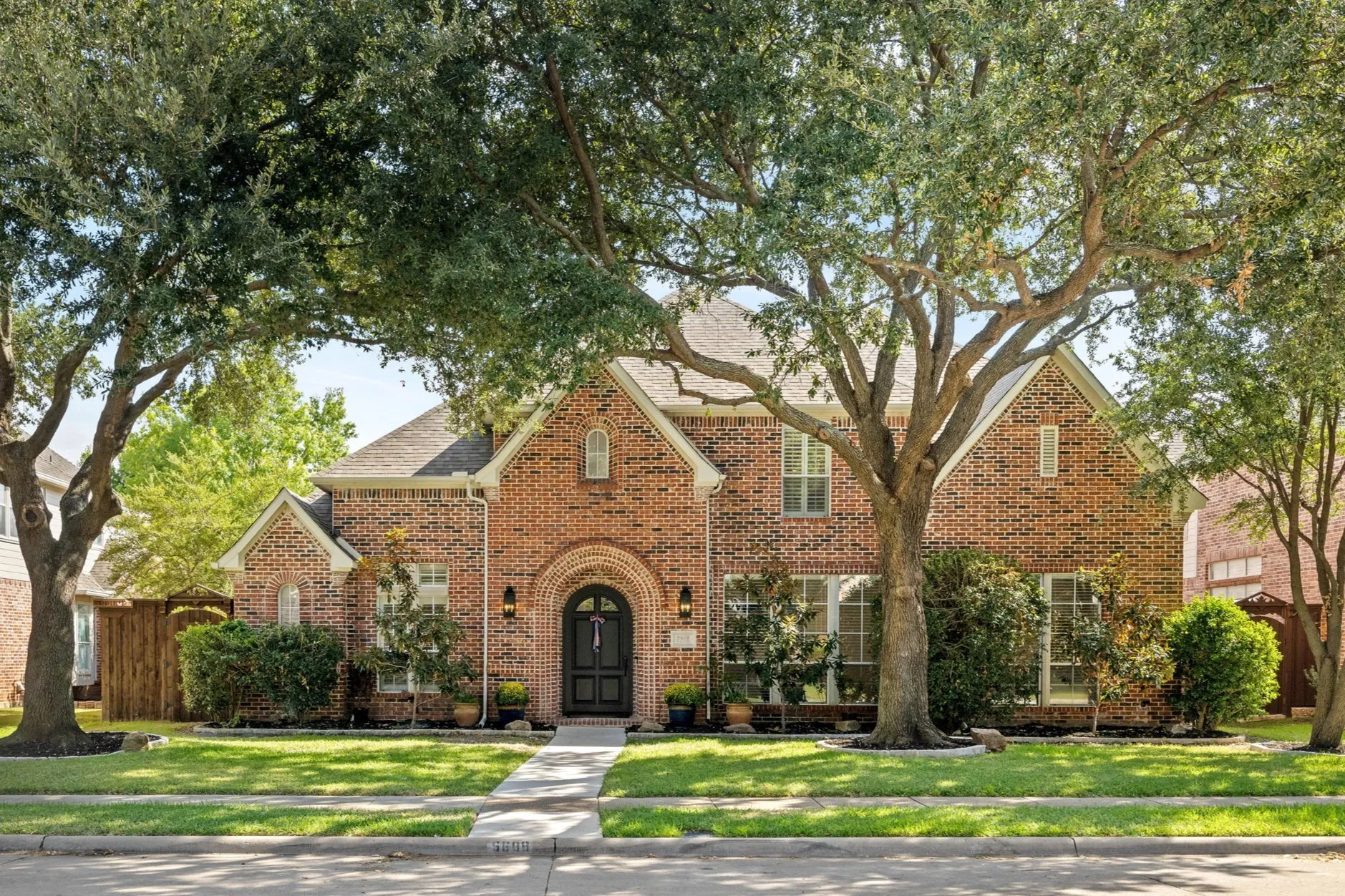 Single Family Residence For Sale