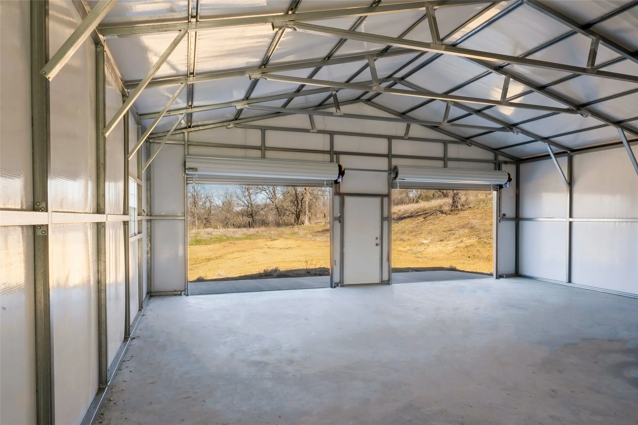 Unimproved Land For Sale in Cooke County , 1750 S Fm 372, Gainesville, Texas 76240, 0, 0, Garage spaces, 0 Sqft, built in 2022, mls#21392698, Real Estate Agent in Gainesville, Homes For Sale in Cooke county, Homes For Sale in Gainesville, Realtor in Gainesville Texas, Real Estate Brokerage Independent Realty Texas, Luminita Cordes Realtor