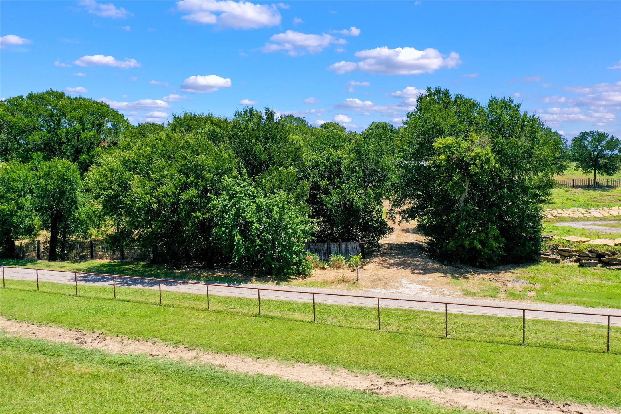 Unimproved Land For Sale in Cooke County , 1750 S Fm 372, Gainesville, Texas 76240, 0, 0, Garage spaces, 0 Sqft, built in 2022, mls#21392698, Real Estate Agent in Gainesville, Homes For Sale in Cooke county, Homes For Sale in Gainesville, Realtor in Gainesville Texas, Real Estate Brokerage Independent Realty Texas, Luminita Cordes Realtor