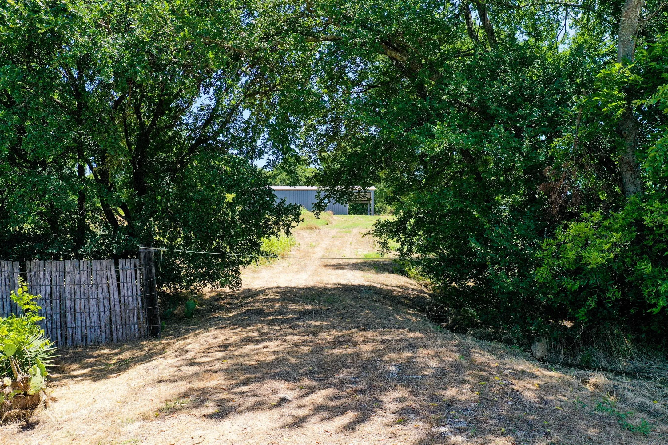 Unimproved Land For Sale in Cooke County , 1750 S Fm 372, Gainesville, Texas 76240, 0, 0, Garage spaces, 0 Sqft, built in 2022, mls#21392698, Real Estate Agent in Gainesville, Homes For Sale in Cooke county, Homes For Sale in Gainesville, Realtor in Gainesville Texas, Real Estate Brokerage Independent Realty Texas, Luminita Cordes Realtor