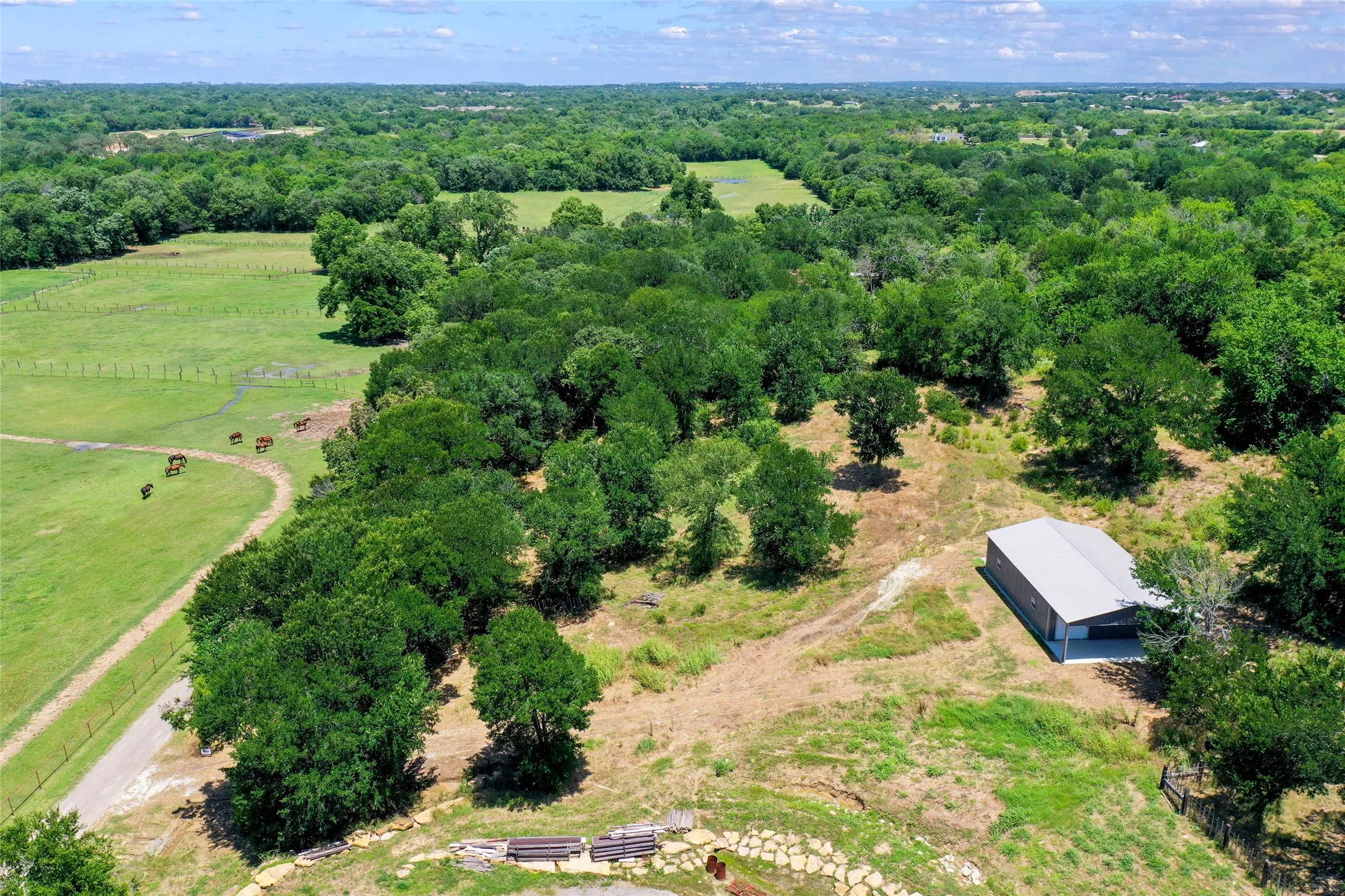 Unimproved Land For Sale in Cooke County , 1750 S Fm 372, Gainesville, Texas 76240, 0, 0, Garage spaces, 0 Sqft, built in 2022, mls#21392698, Real Estate Agent in Gainesville, Homes For Sale in Cooke county, Homes For Sale in Gainesville, Realtor in Gainesville Texas, Real Estate Brokerage Independent Realty Texas, Luminita Cordes Realtor