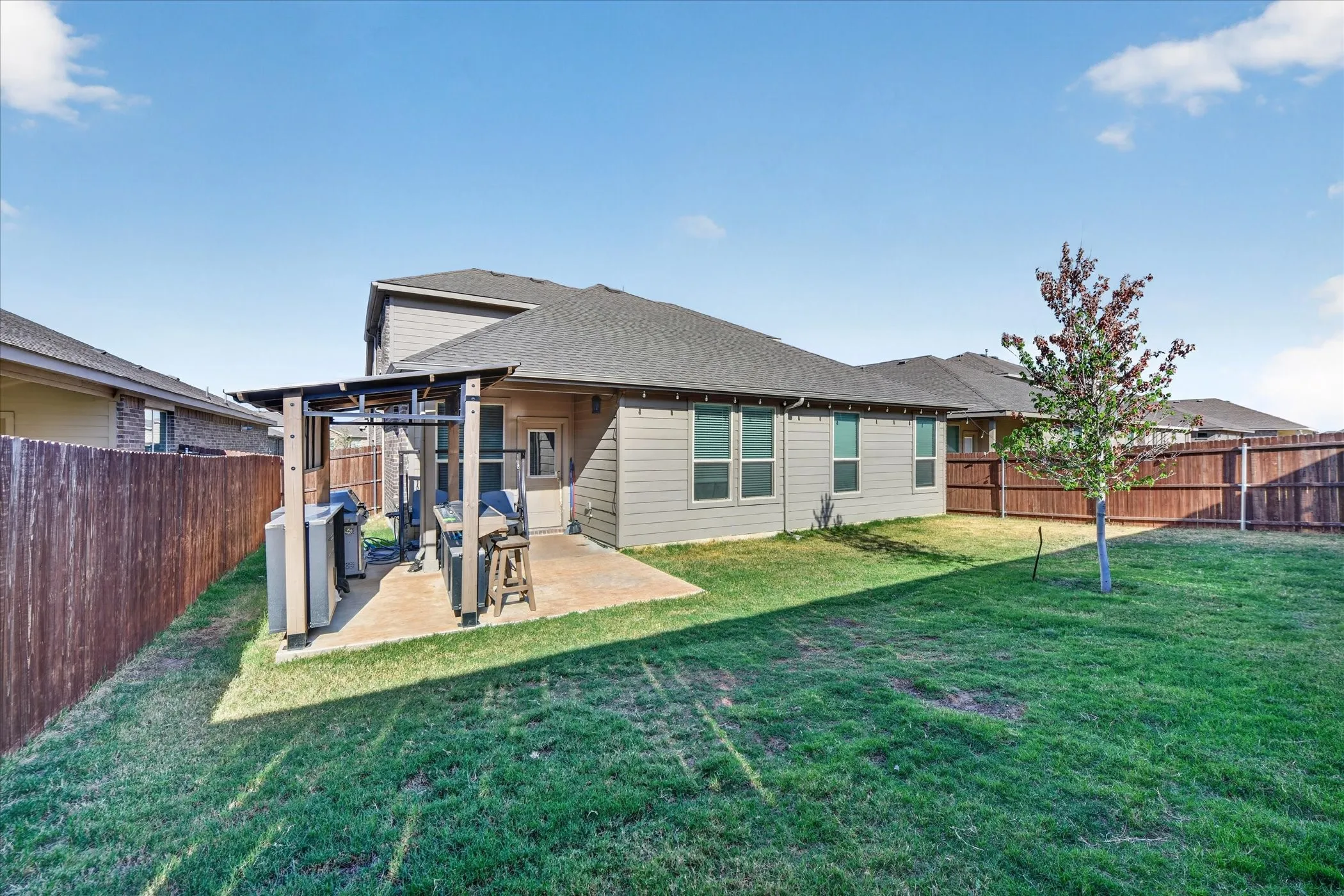 Single Family Residence For Sale in Tarrant County , 2325 Sun Star Drive, Haslet, Texas 76052, 5 Bedroom, 3 Bathroom, 2 Garage spaces, 2,776 Sqft, built in 2024, mls#21373122, Real Estate Agent in Haslet, Homes For Sale in Tarrant county, Homes For Sale in Haslet, Realtor in Haslet Texas, Real Estate Brokerage Independent Realty Texas, Luminita Cordes Realtor