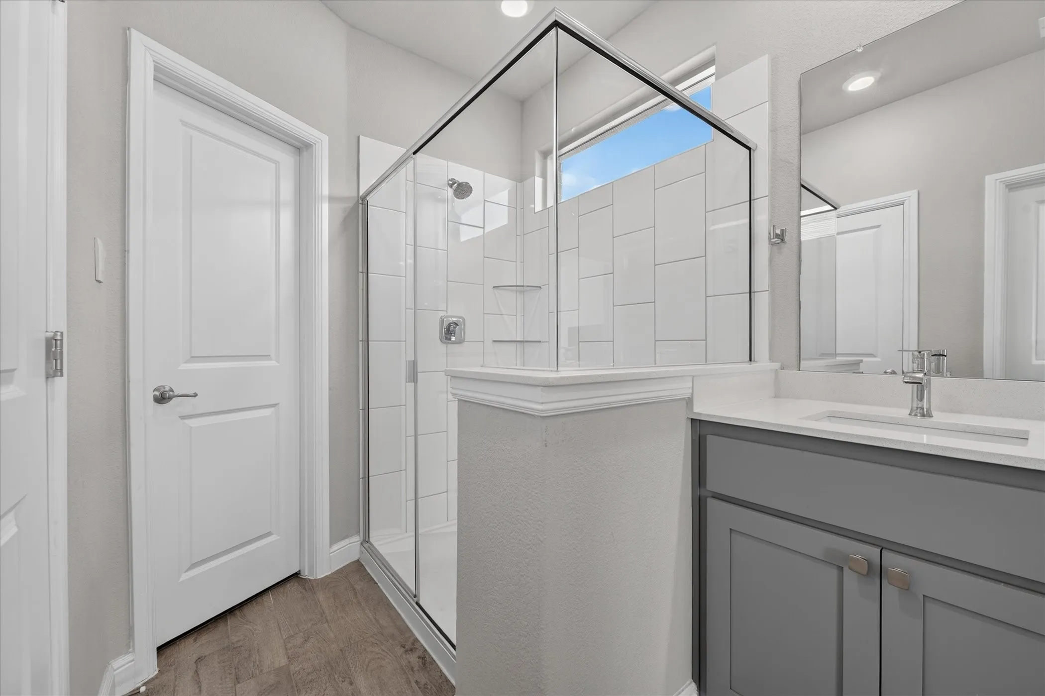 Single Family Residence For Sale in Tarrant County , 2325 Sun Star Drive, Haslet, Texas 76052, 5 Bedroom, 3 Bathroom, 2 Garage spaces, 2,776 Sqft, built in 2024, mls#21373122, Real Estate Agent in Haslet, Homes For Sale in Tarrant county, Homes For Sale in Haslet, Realtor in Haslet Texas, Real Estate Brokerage Independent Realty Texas, Luminita Cordes Realtor