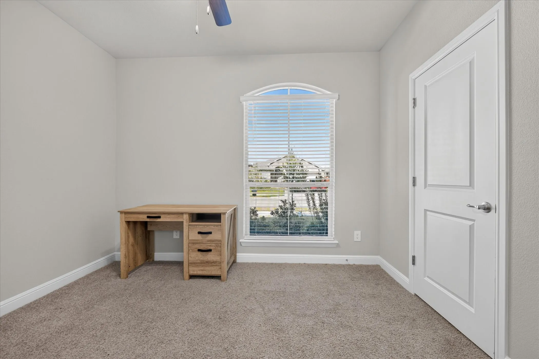 Single Family Residence For Sale in Tarrant County , 2325 Sun Star Drive, Haslet, Texas 76052, 5 Bedroom, 3 Bathroom, 2 Garage spaces, 2,776 Sqft, built in 2024, mls#21373122, Real Estate Agent in Haslet, Homes For Sale in Tarrant county, Homes For Sale in Haslet, Realtor in Haslet Texas, Real Estate Brokerage Independent Realty Texas, Luminita Cordes Realtor