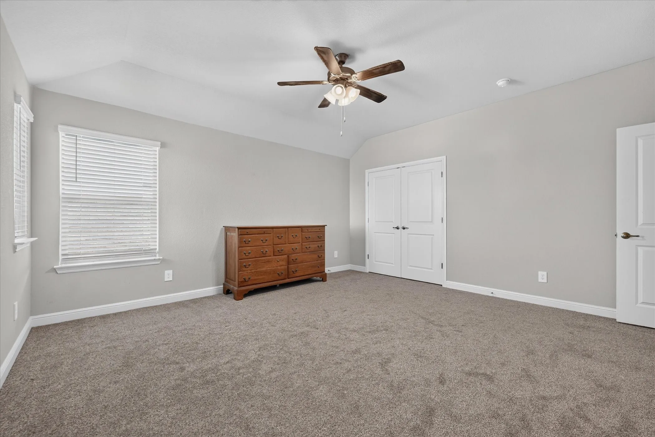 Single Family Residence For Sale in Tarrant County , 2325 Sun Star Drive, Haslet, Texas 76052, 5 Bedroom, 3 Bathroom, 2 Garage spaces, 2,776 Sqft, built in 2024, mls#21373122, Real Estate Agent in Haslet, Homes For Sale in Tarrant county, Homes For Sale in Haslet, Realtor in Haslet Texas, Real Estate Brokerage Independent Realty Texas, Luminita Cordes Realtor