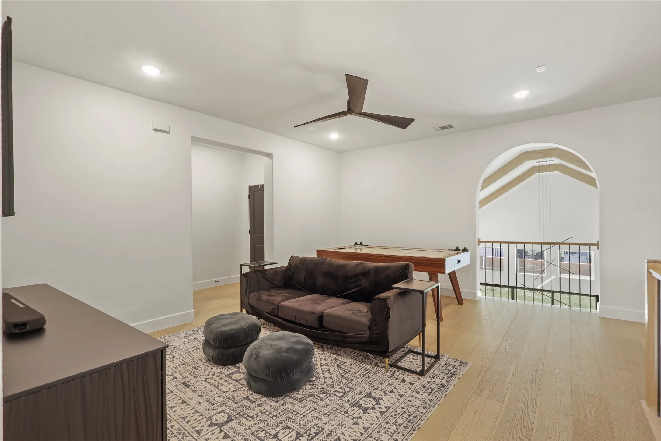Single Family Residence For Rent in Collin County , 2217 Zaide Way, Celina, Texas 75009, 6 Bedroom, 7 Bathroom, 3 Garage spaces, 5,355 Sqft, built in 2023, mls#21391806, Real Estate Agent in Celina, Homes For Rent in Collin county, Homes For Rent in Celina, Realtor in Celina Texas, Real Estate Brokerage Independent Realty Texas, Luminita Cordes Realtor