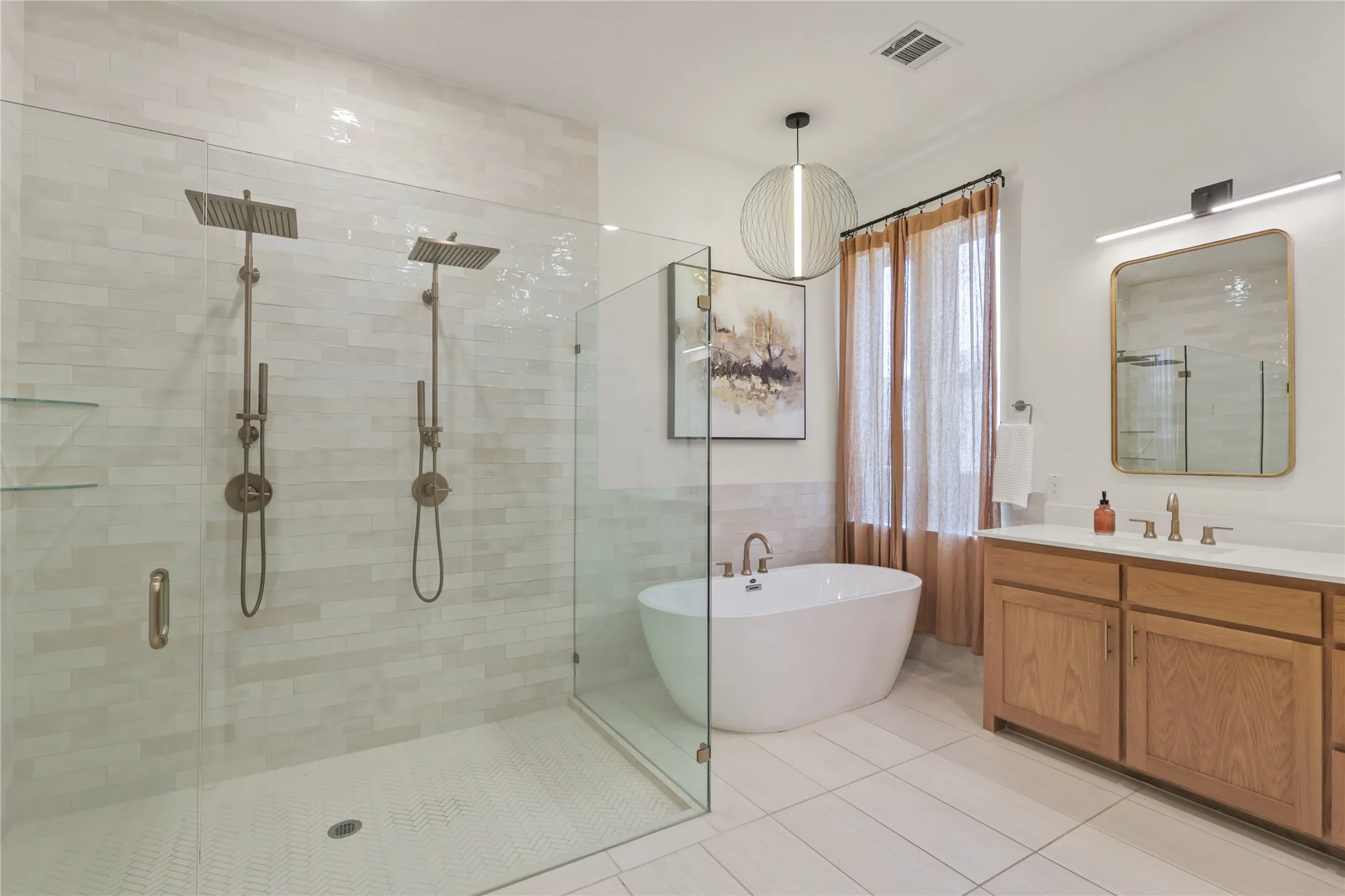 Single Family Residence For Rent in Collin County , 2217 Zaide Way, Celina, Texas 75009, 6 Bedroom, 7 Bathroom, 3 Garage spaces, 5,355 Sqft, built in 2023, mls#21391806, Real Estate Agent in Celina, Homes For Rent in Collin county, Homes For Rent in Celina, Realtor in Celina Texas, Real Estate Brokerage Independent Realty Texas, Luminita Cordes Realtor