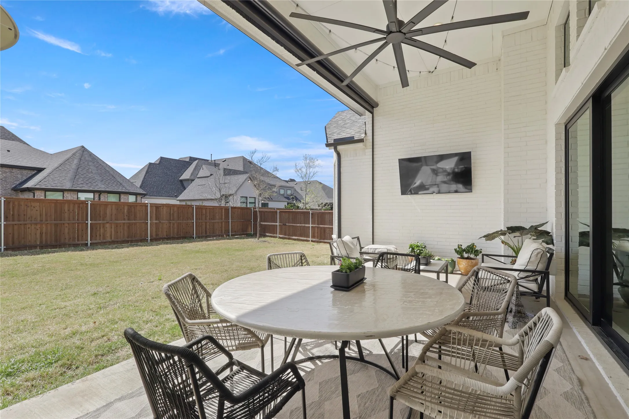 Single Family Residence For Rent in Collin County , 2217 Zaide Way, Celina, Texas 75009, 6 Bedroom, 7 Bathroom, 3 Garage spaces, 5,355 Sqft, built in 2023, mls#21391806, Real Estate Agent in Celina, Homes For Rent in Collin county, Homes For Rent in Celina, Realtor in Celina Texas, Real Estate Brokerage Independent Realty Texas, Luminita Cordes Realtor